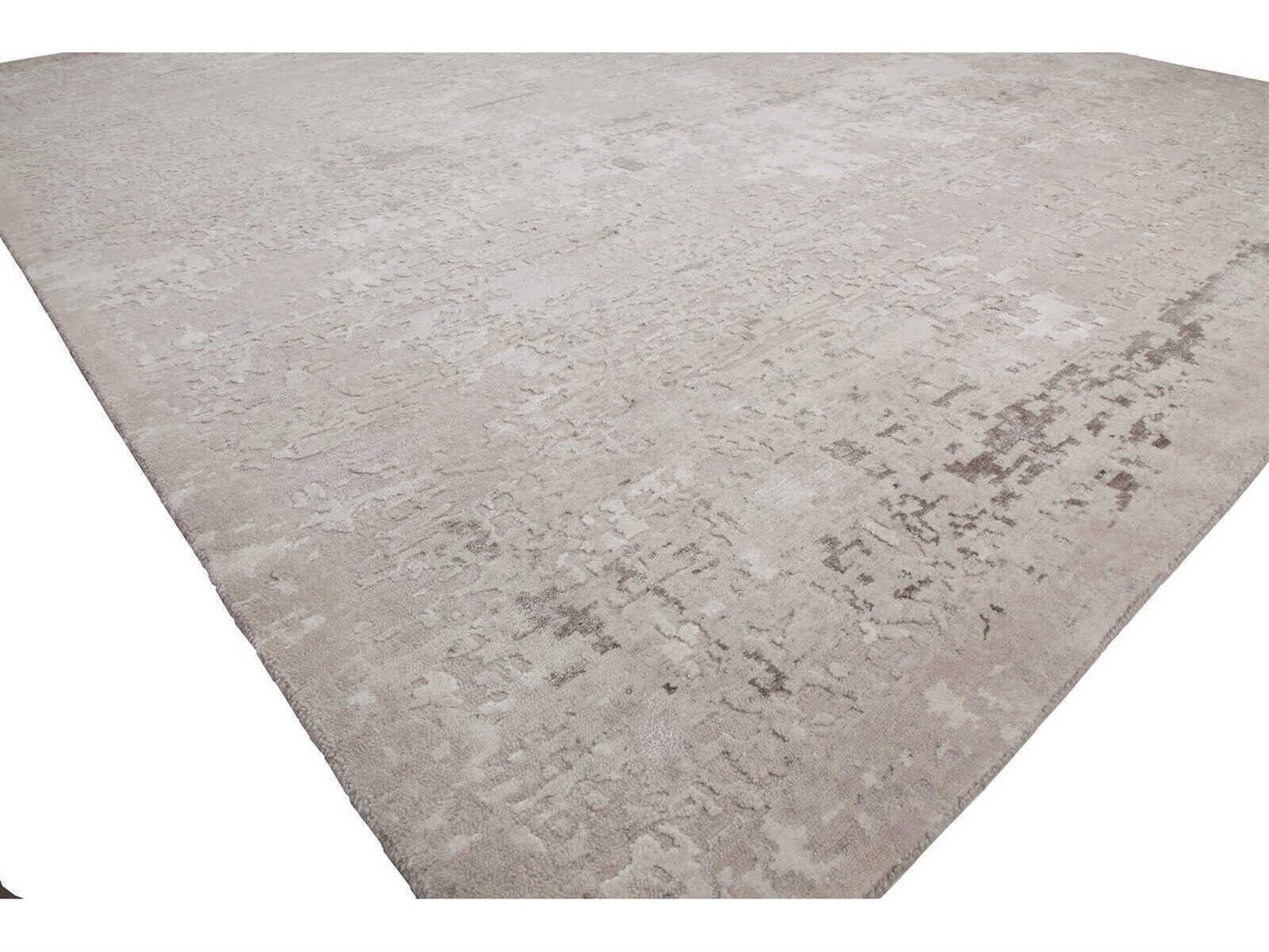 Harounian Rugs Fantasy White Area Rug