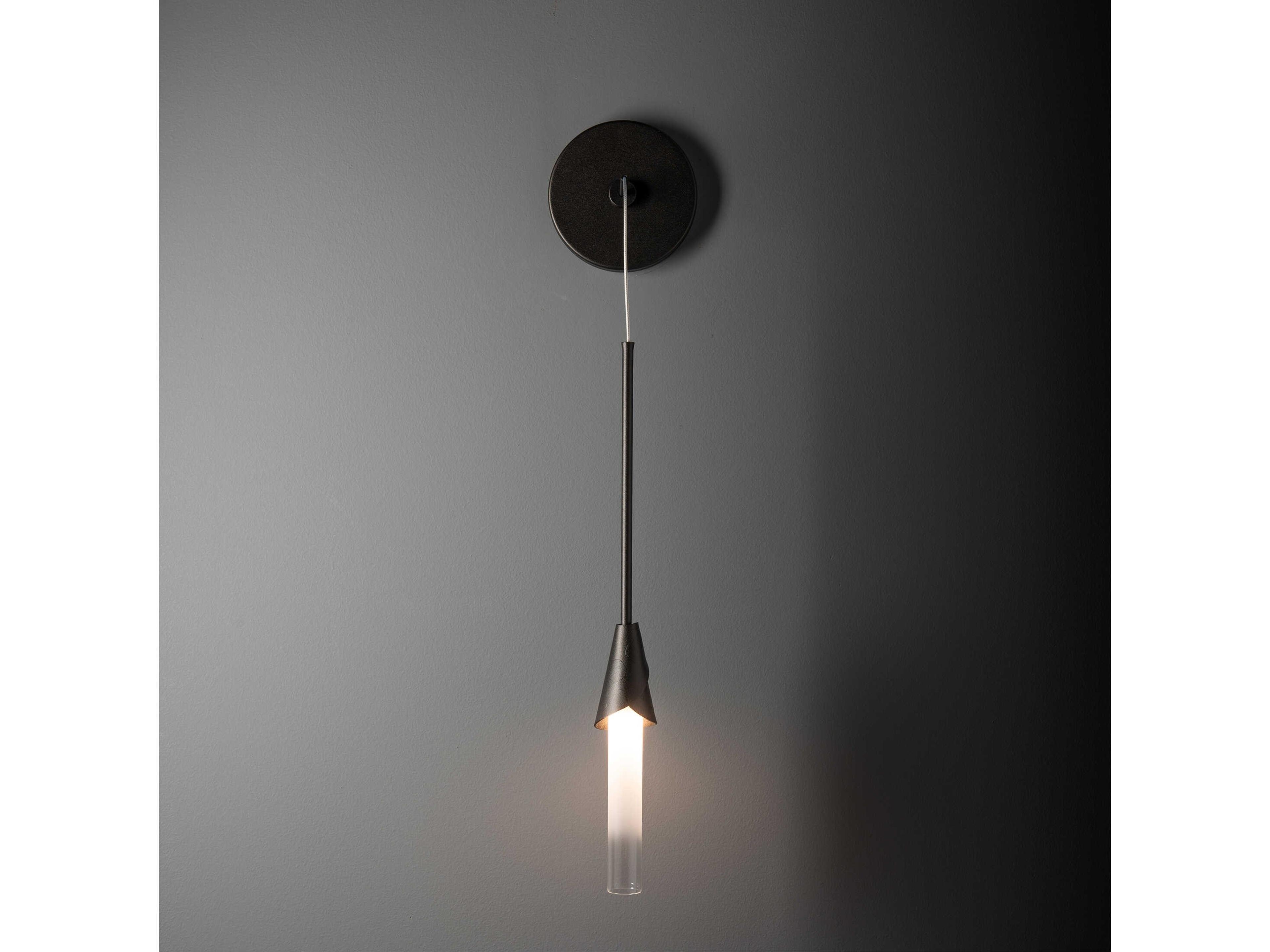 Hubbardton Forge Lilium 1-Light Wall Sconce