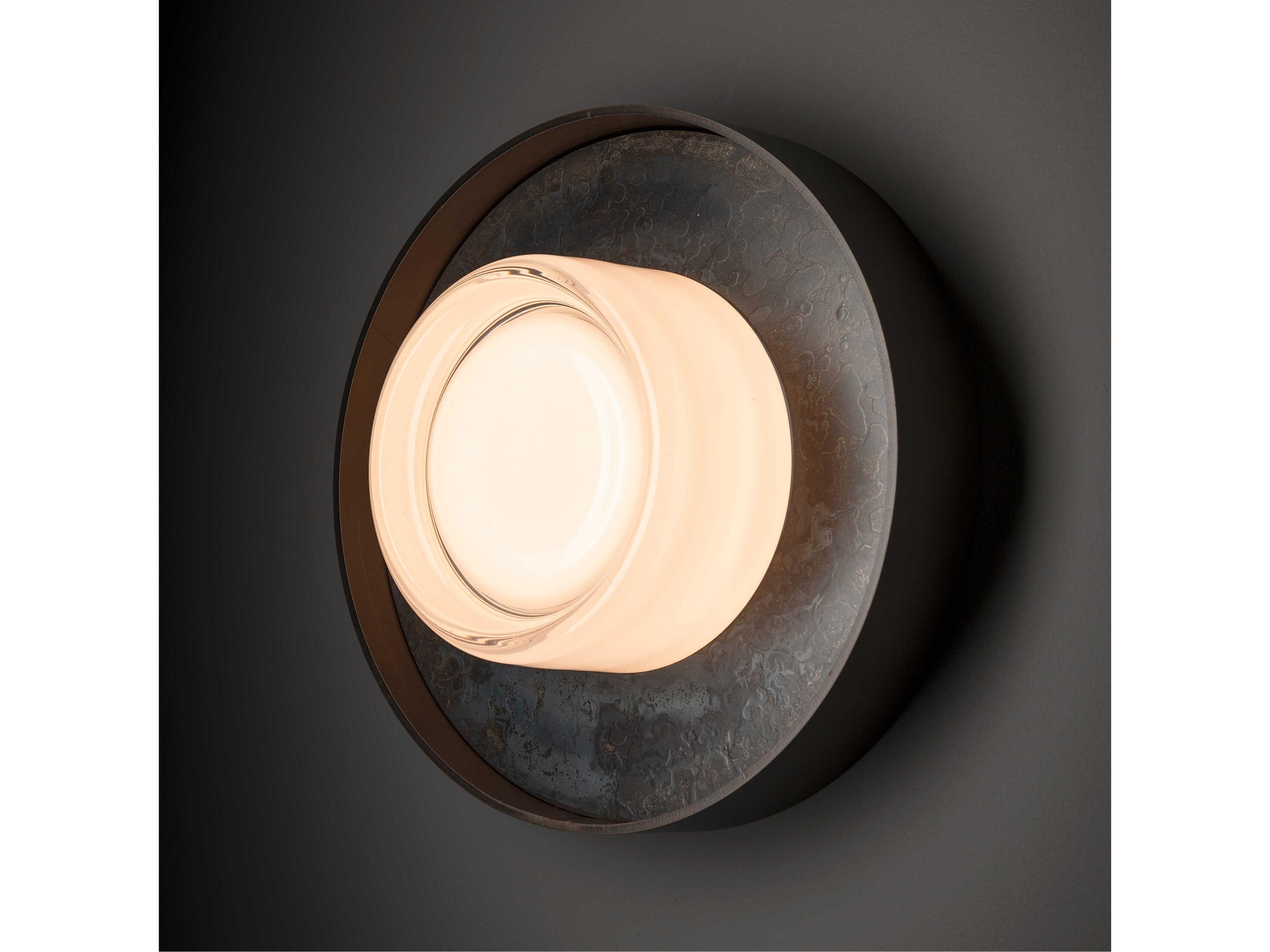 Hubbardton Forge Focal 1-Light Wall Sconce