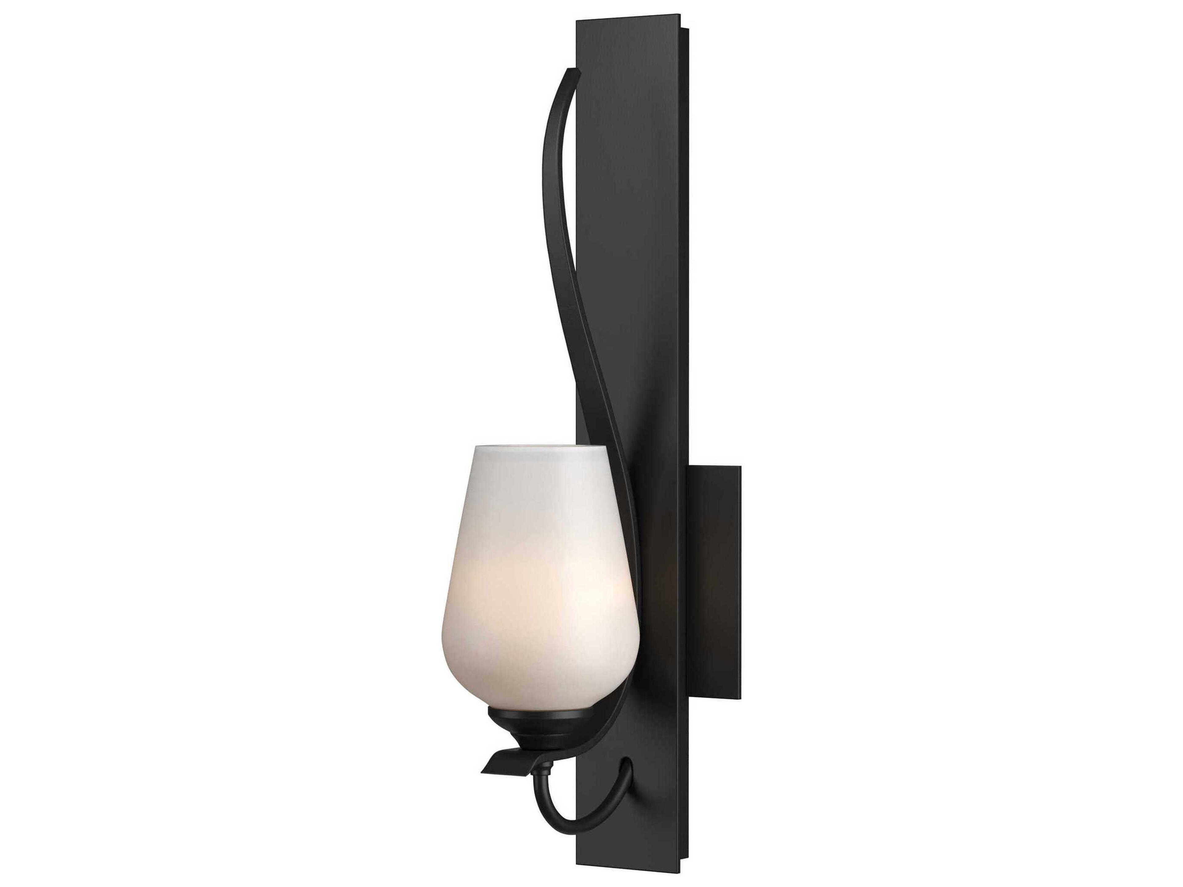 Hubbardton Forge Flora 1-Light Glass Wall Sconce