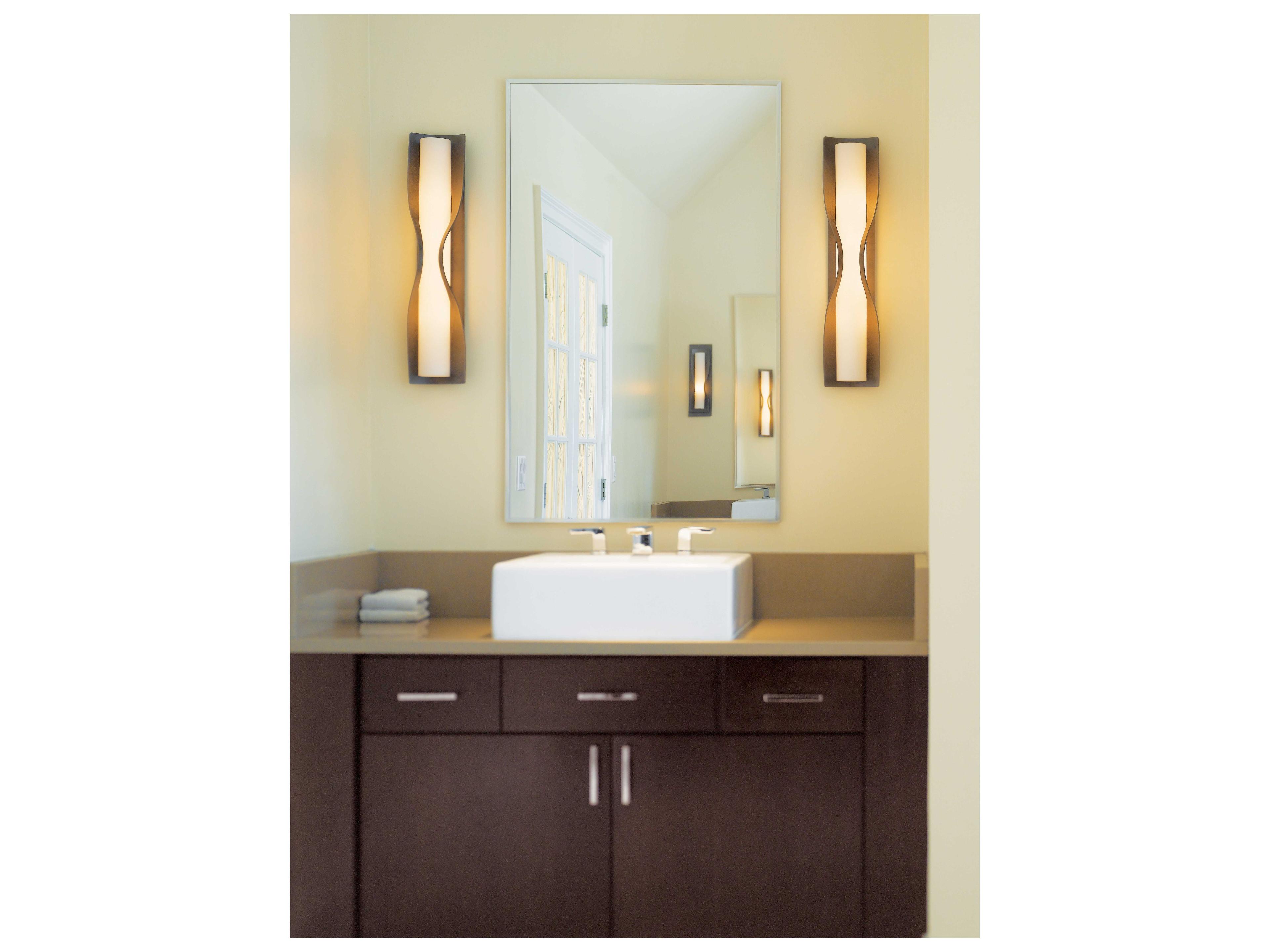 Hubbardton Forge Dune 4-Light Steel Glass Wall Sconce