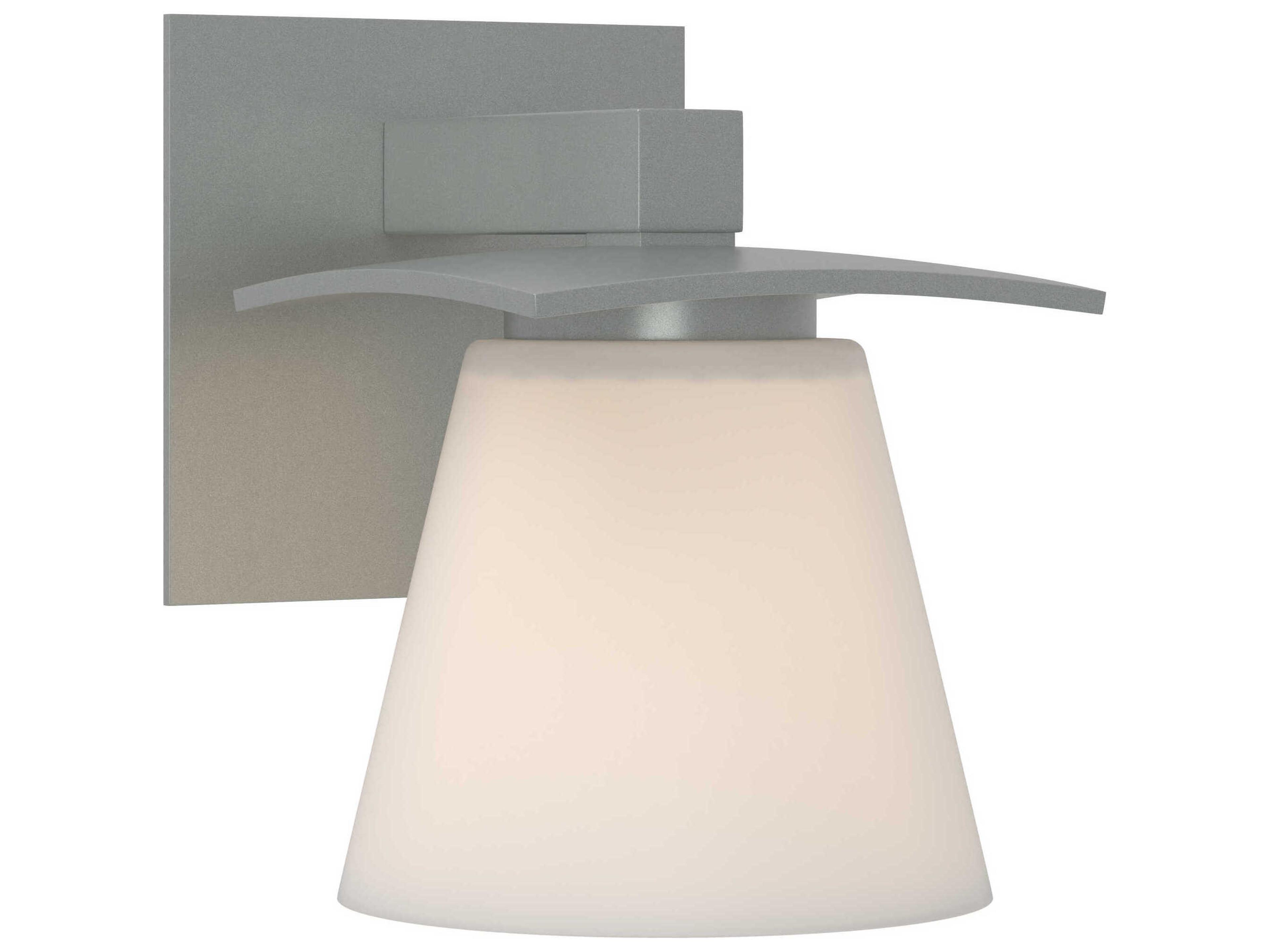Hubbardton Forge Wren 1-Light Glass Wall Sconce