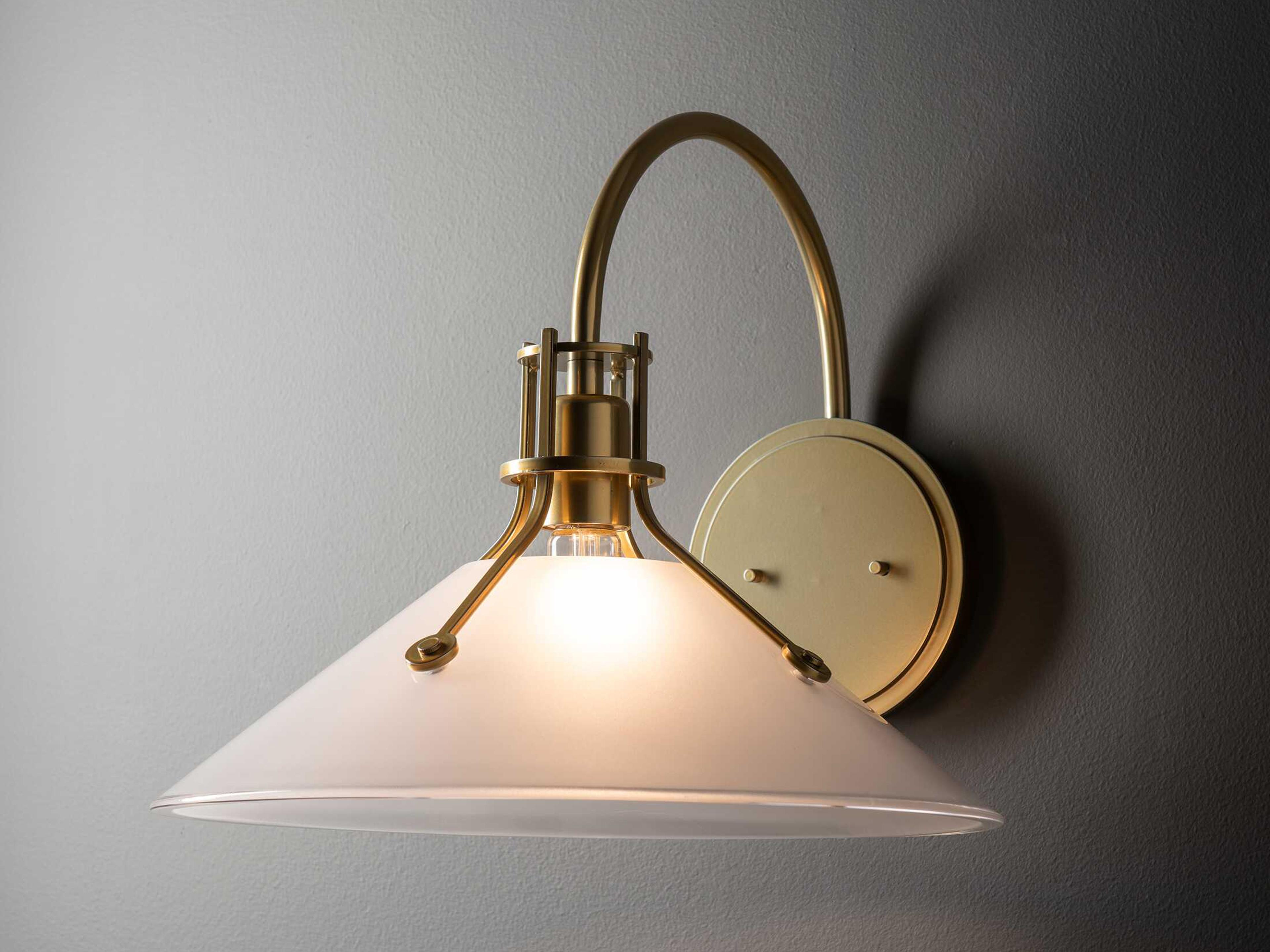 Hubbardton Forge Henry 1-Light Wall Sconce
