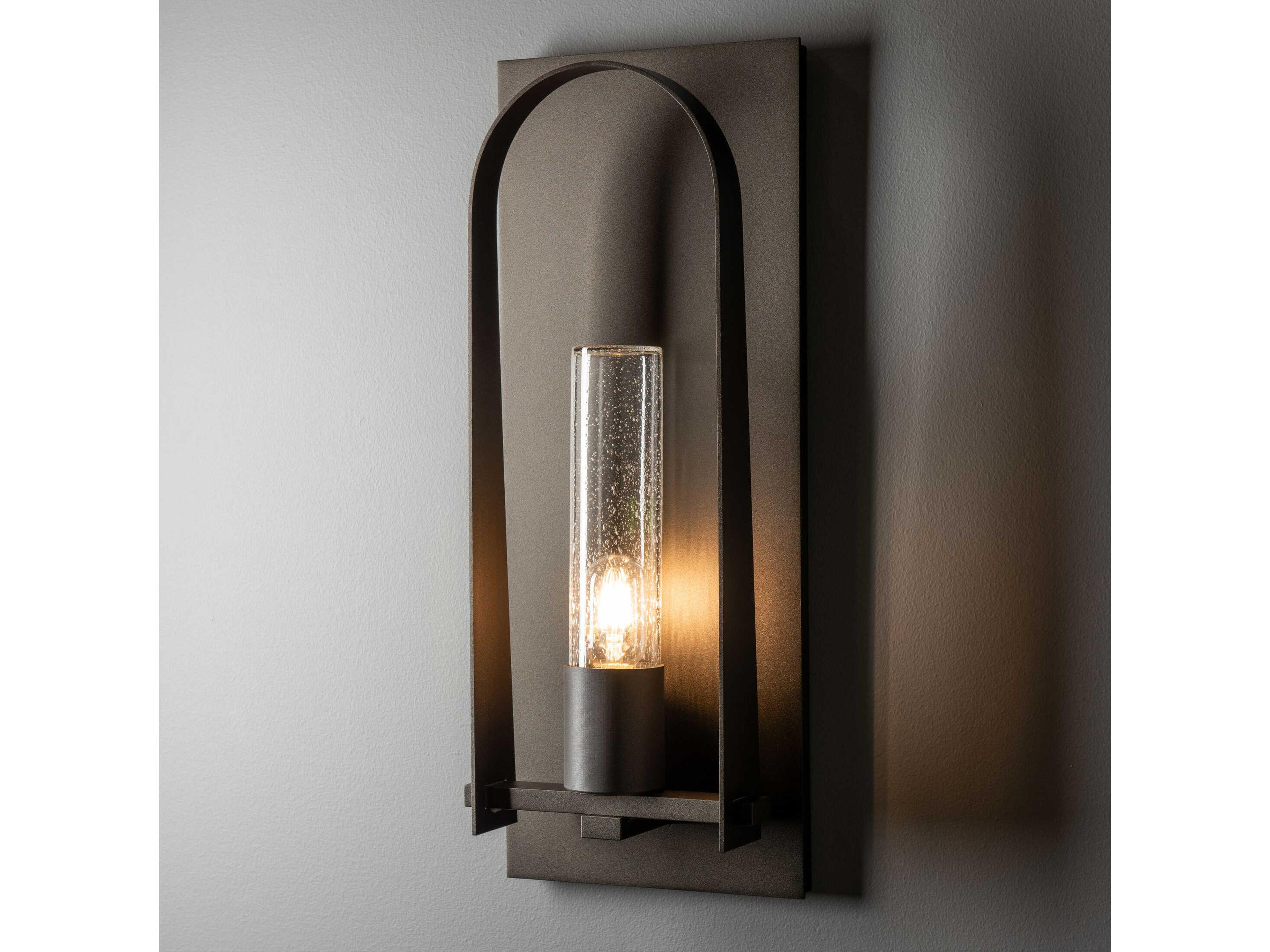 Hubbardton Forge Triomphe 1-Light Outdoor Wall Light