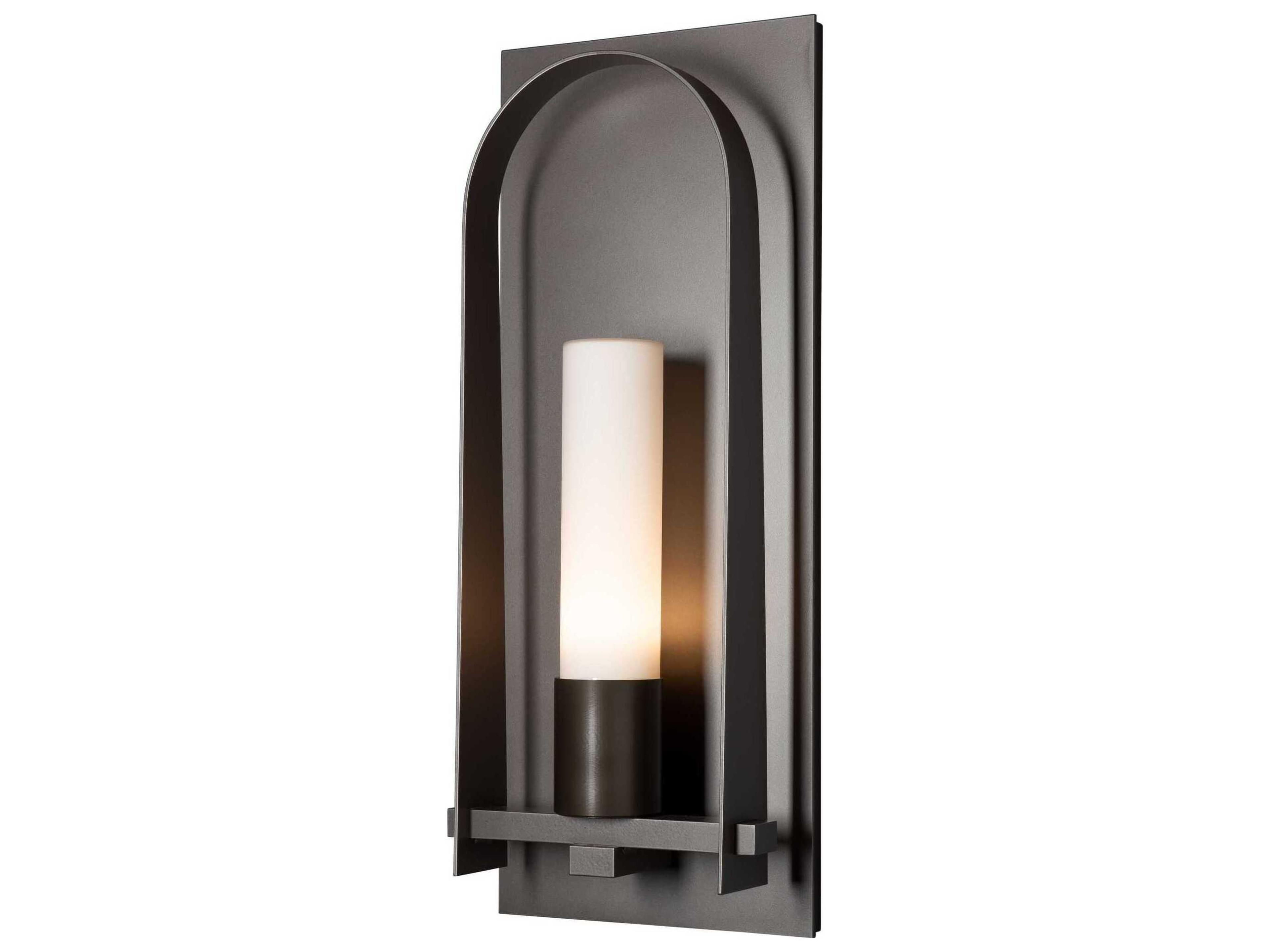 Hubbardton Forge Triomphe 1-Light Outdoor Wall Light