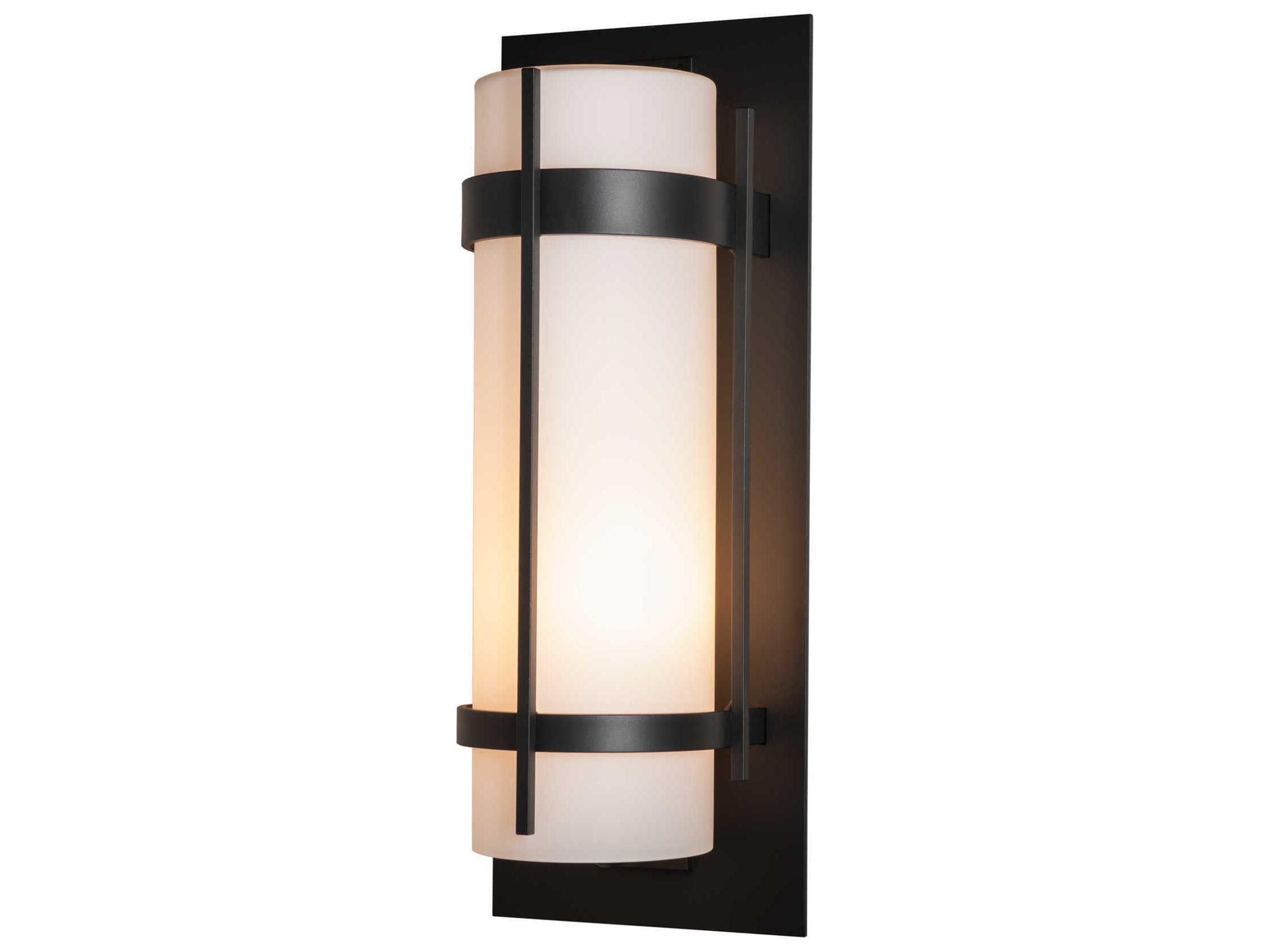 Hubbardton Forge Banded 1 - Light Incandescent Outdoor Wall Light