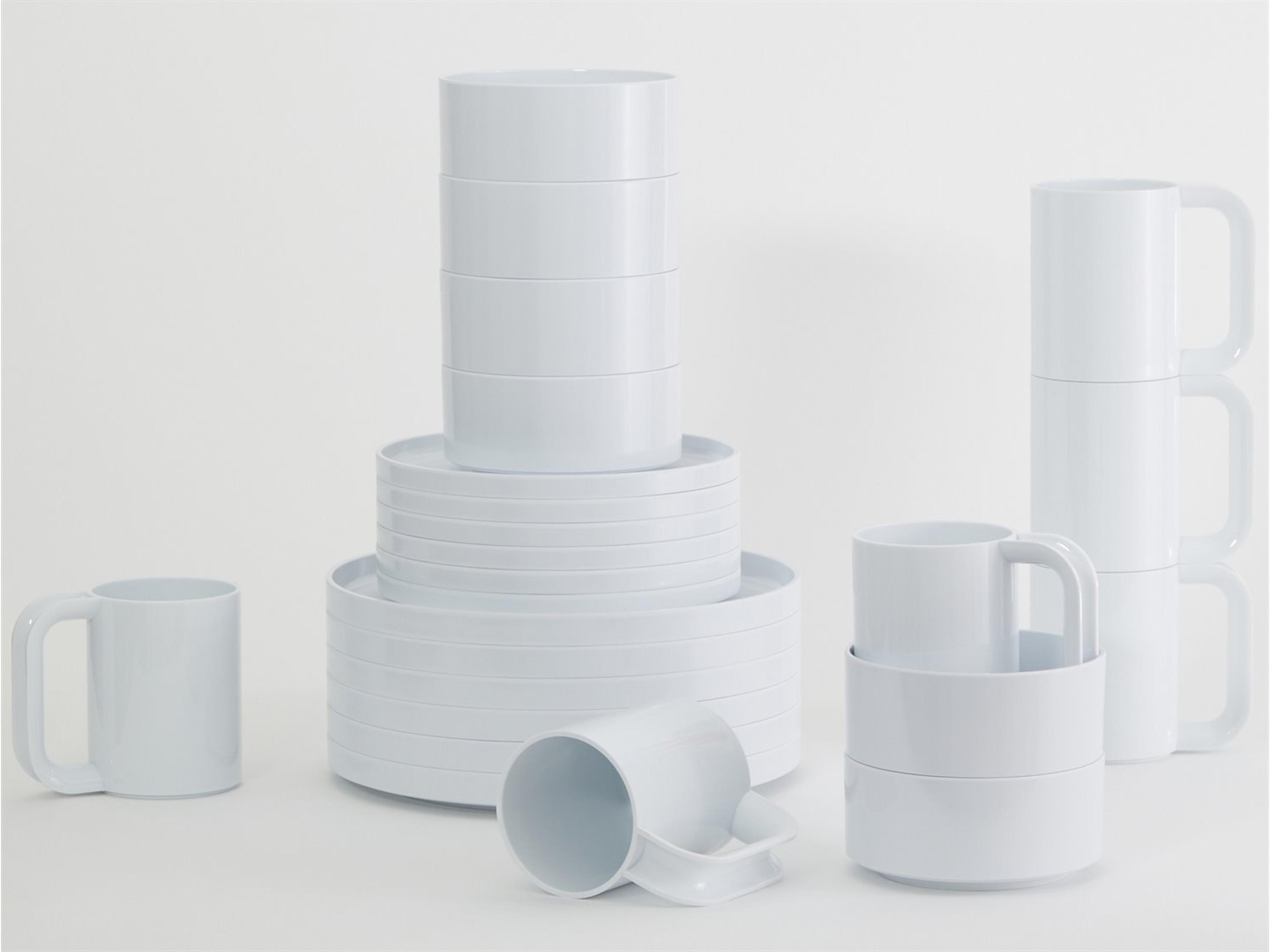 Max White Dinnerware Kit 24 (6 dinner plates, 6 salad plates, 6 bowls, 6 mugs)