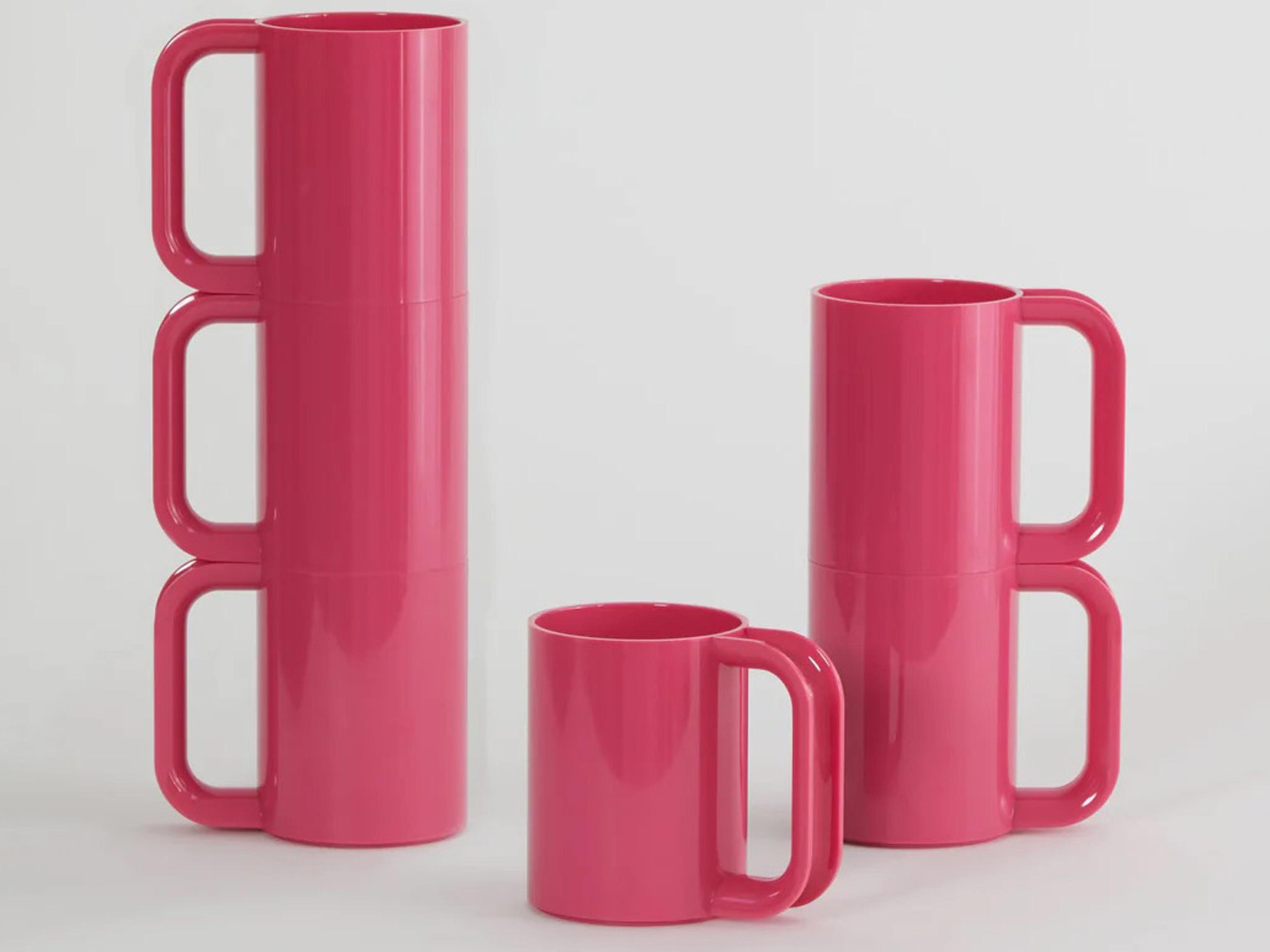 Heller Outdoor Max Pink Dinnerware Kit 24 (6 dinner plates, 6 salad plates, 6 bowls, 6 mugs)