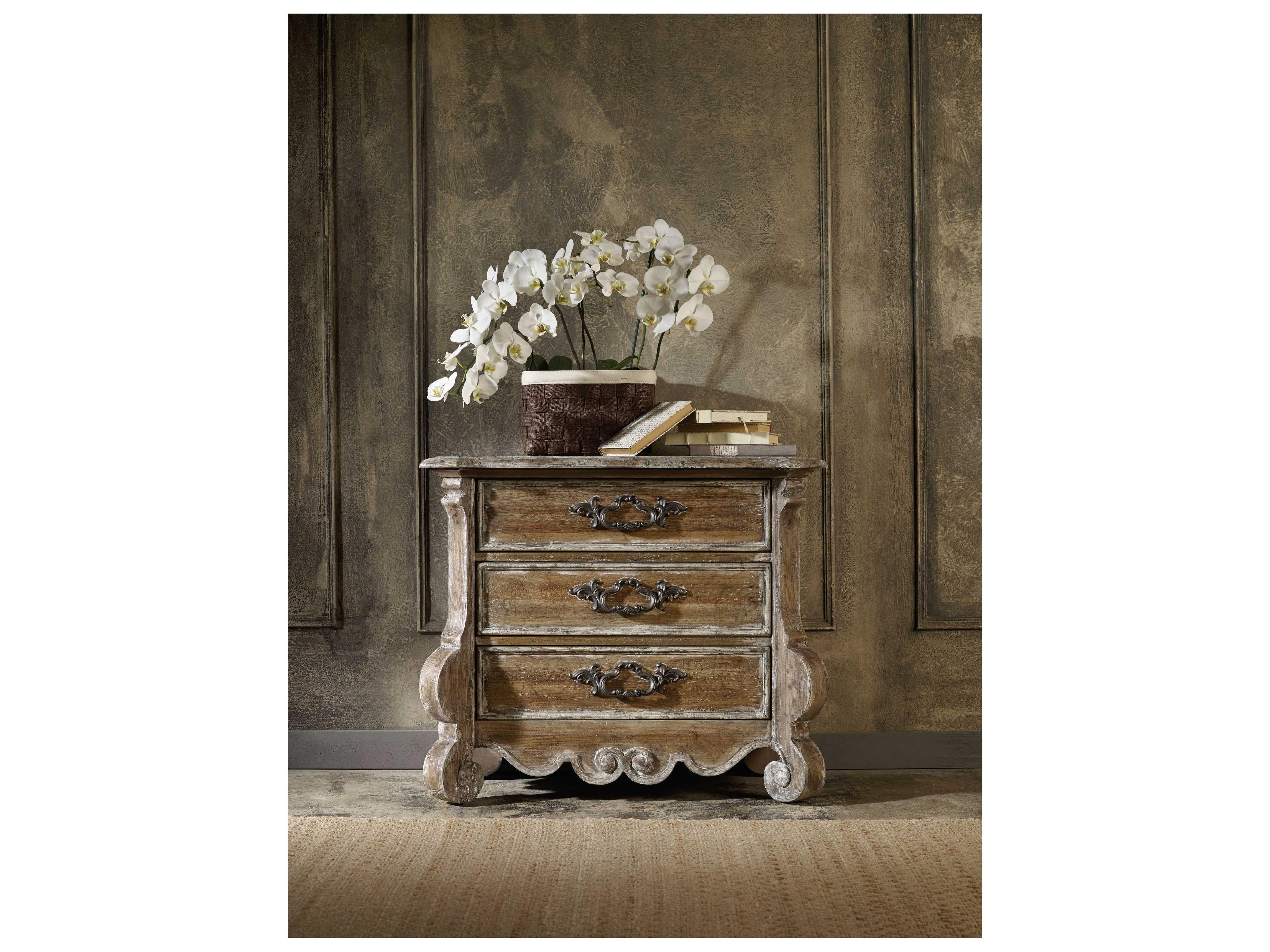 Luxecor Heritage 3-Drawers Brown Poplar Wood Nightstand