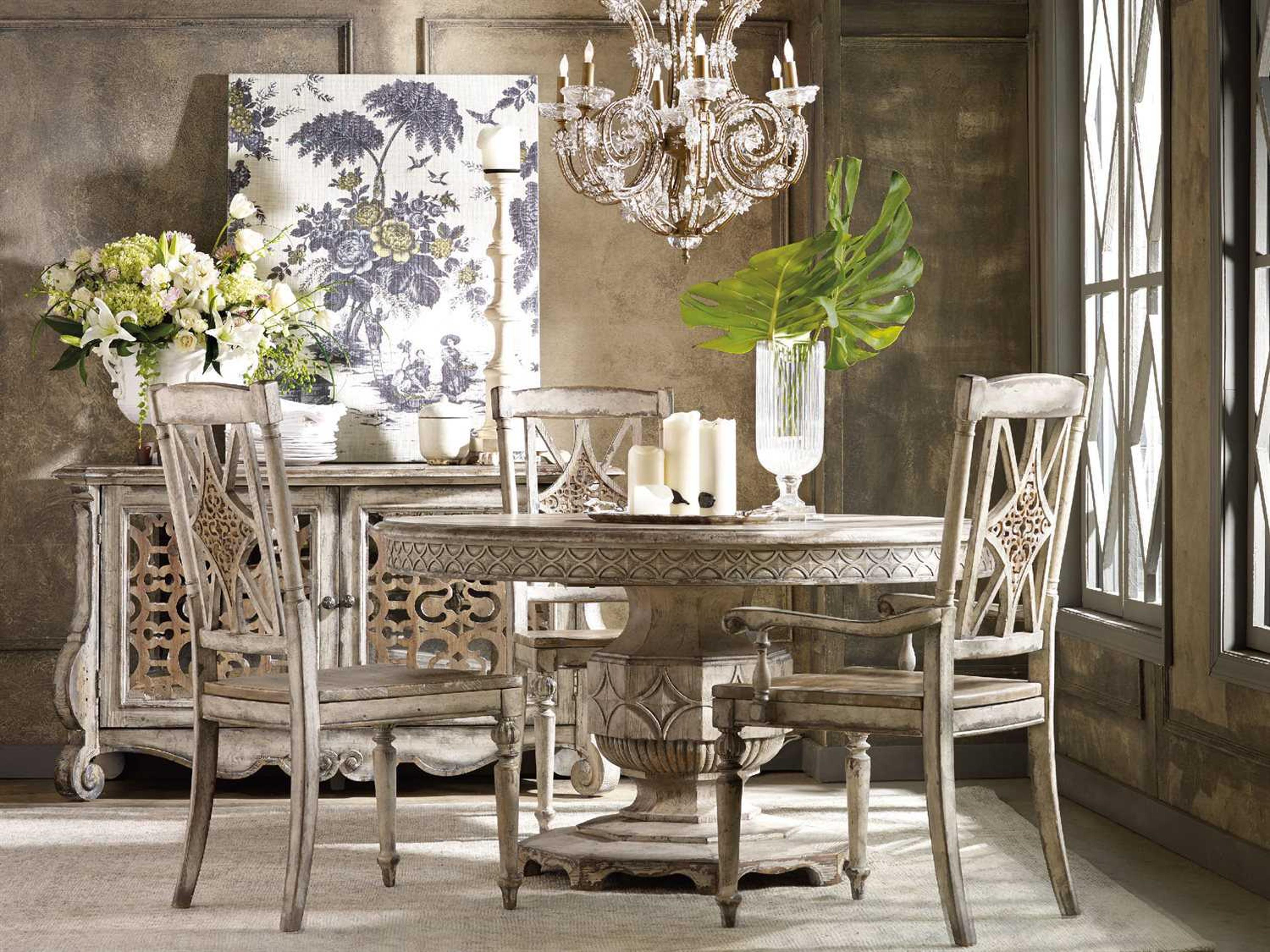 Luxecor Heritage Extendable Round Wood Dining Table