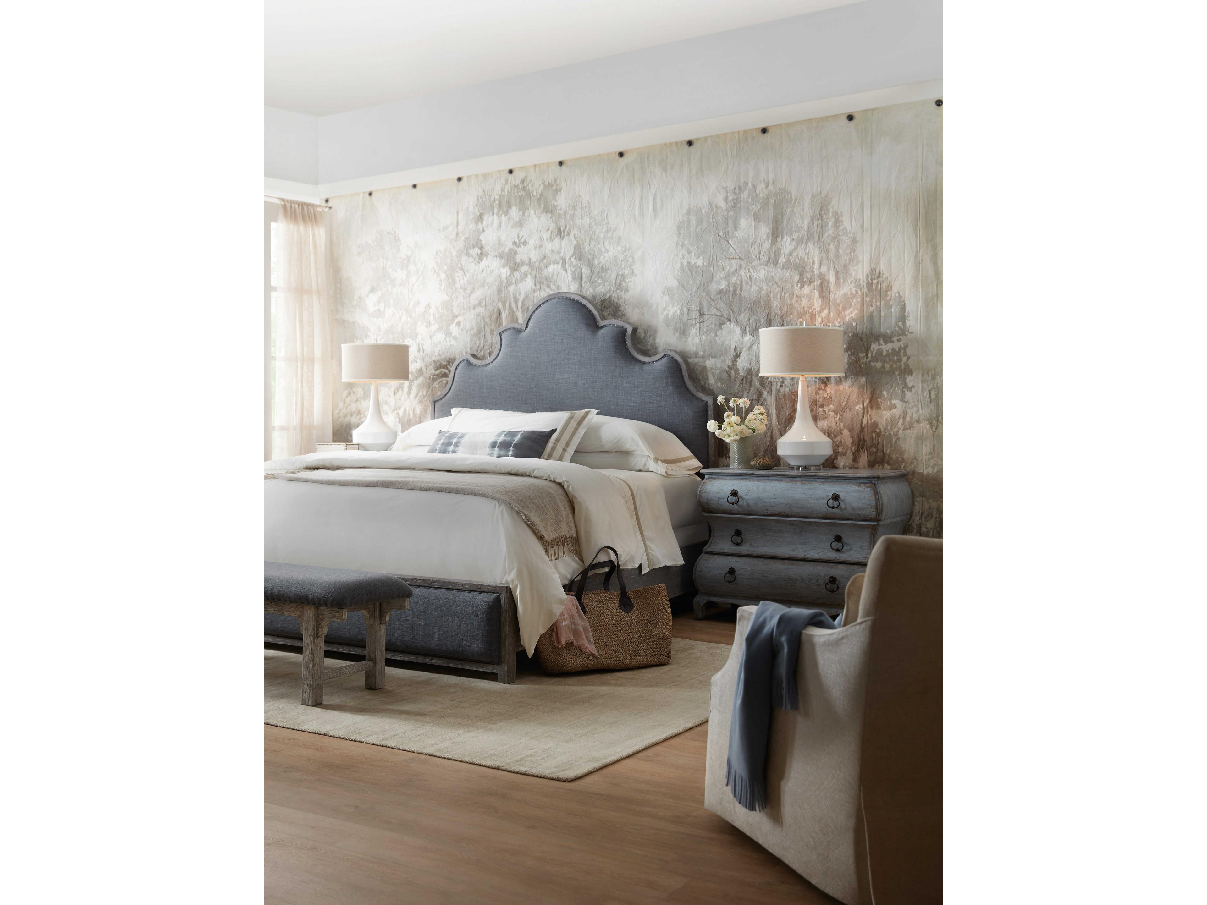 Luxecor Heritage Bachelors 3-Drawers Cedar Wood Chest Nightstand