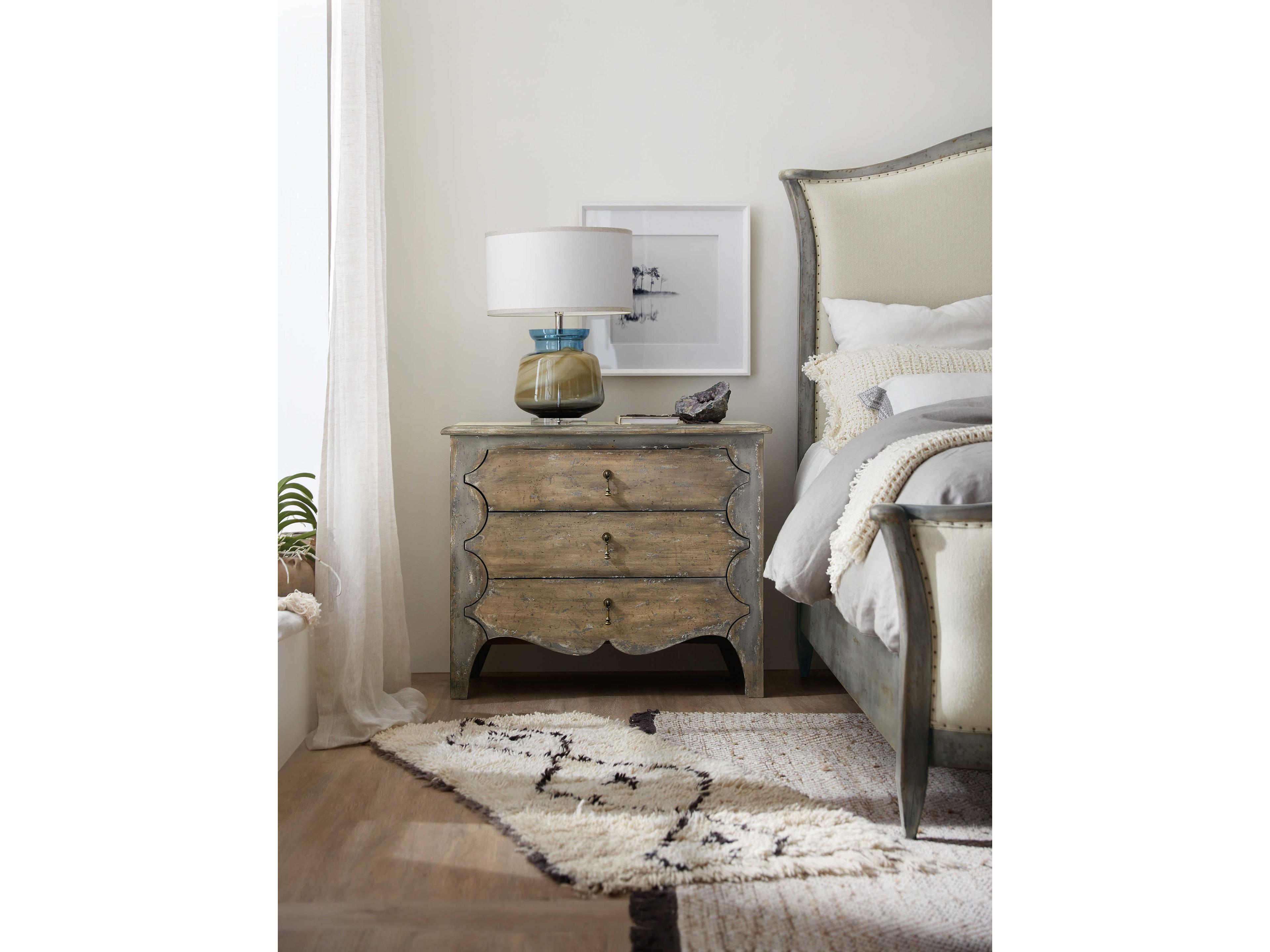 Luxecor Heritage 3-Drawers Brown Hardwood Chest Nightstand