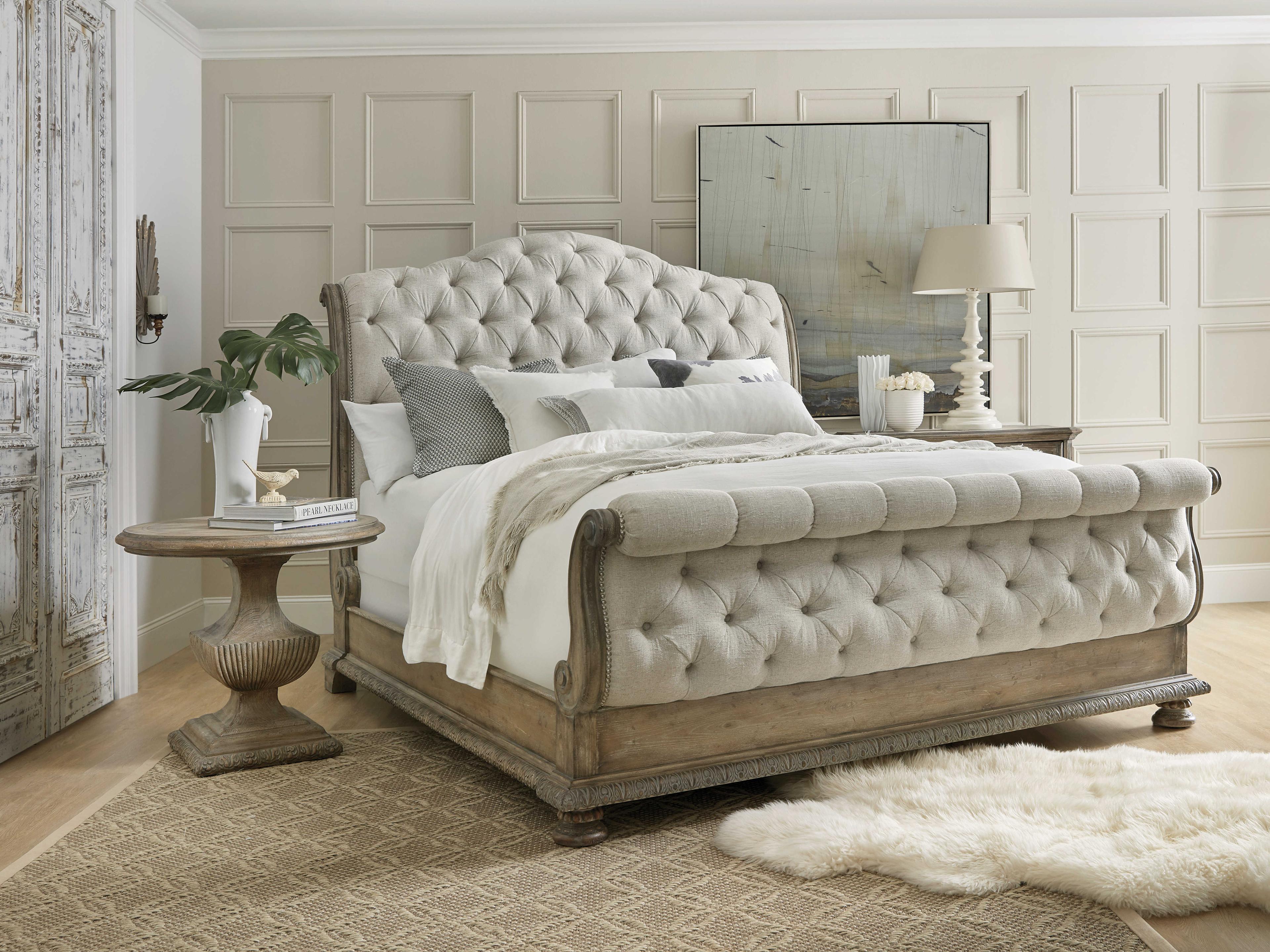 Luxecor Heritage Natural Tan Antique Slate Beige Upholstered King Sleigh Bed
