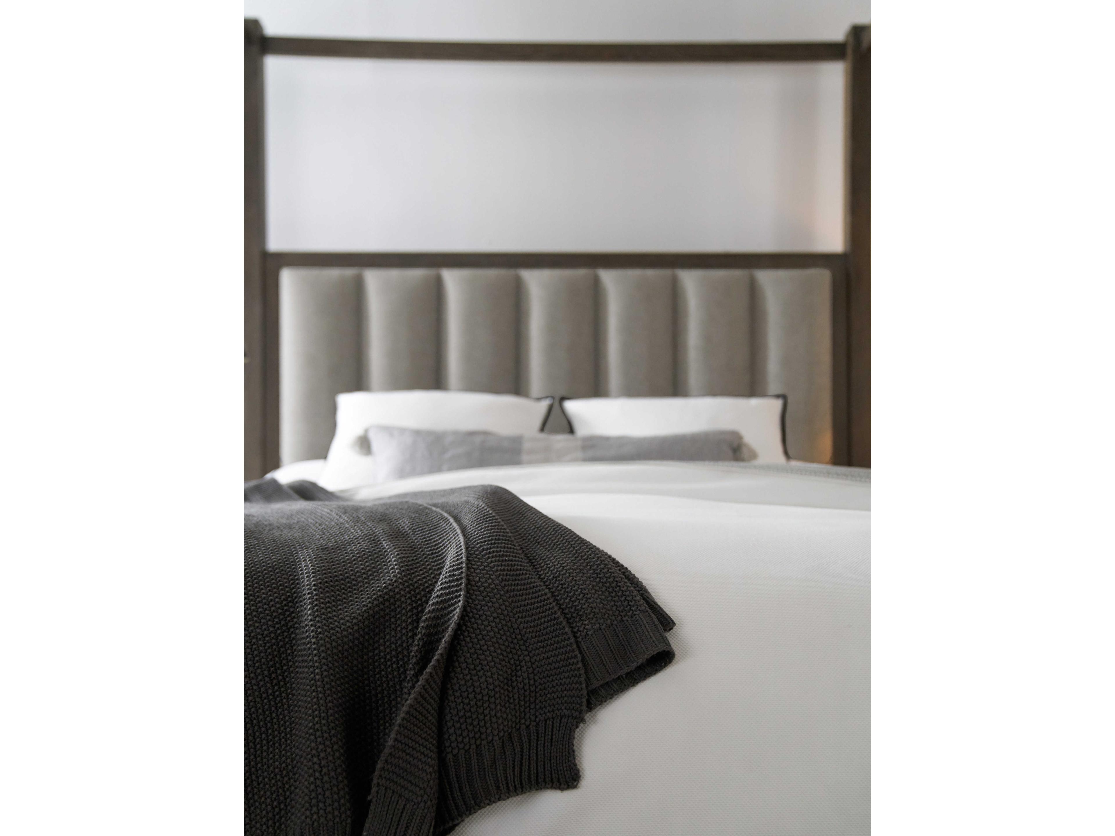 Hooker Furniture Miramar - Aventura Jackson Dark Wood Cleary Cement Brown Oak Upholstered King Poster Bed