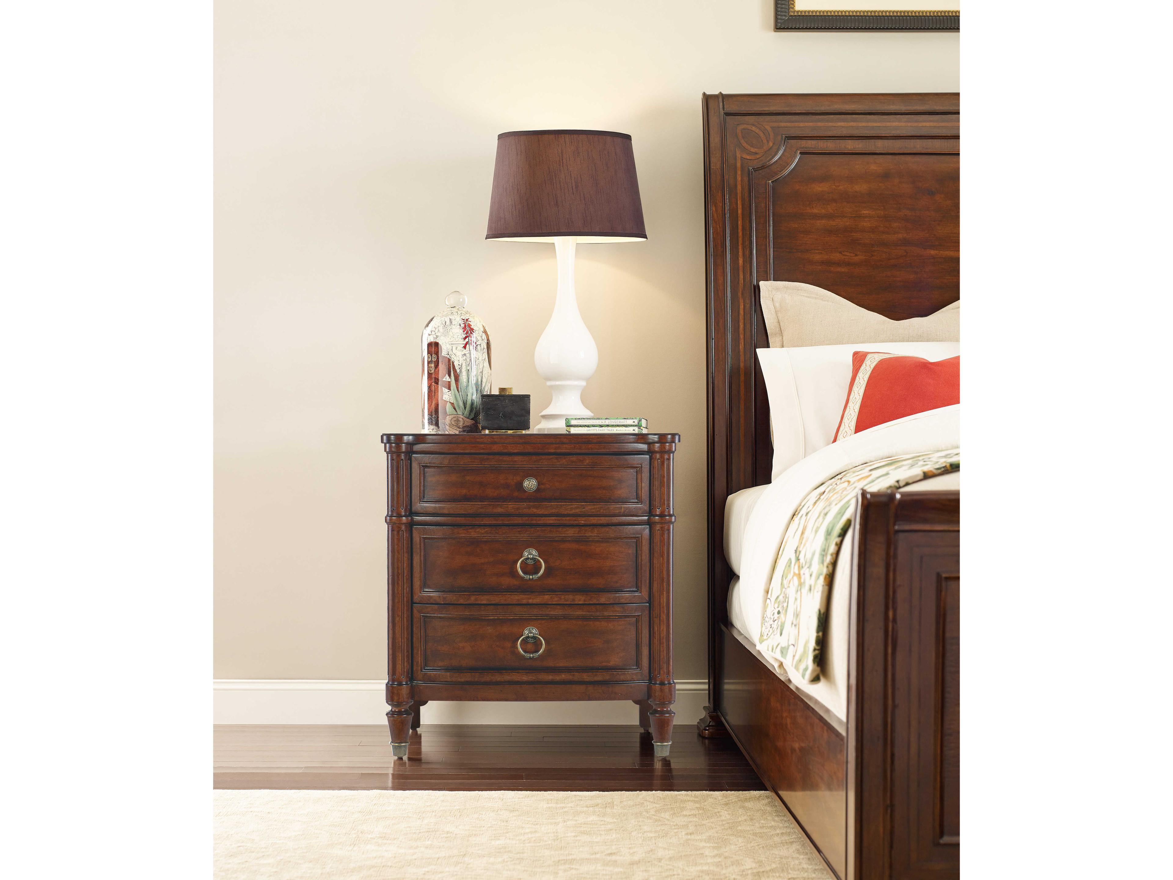 Luxecor Heritage 3-Drawers Maple Wood Nightstand