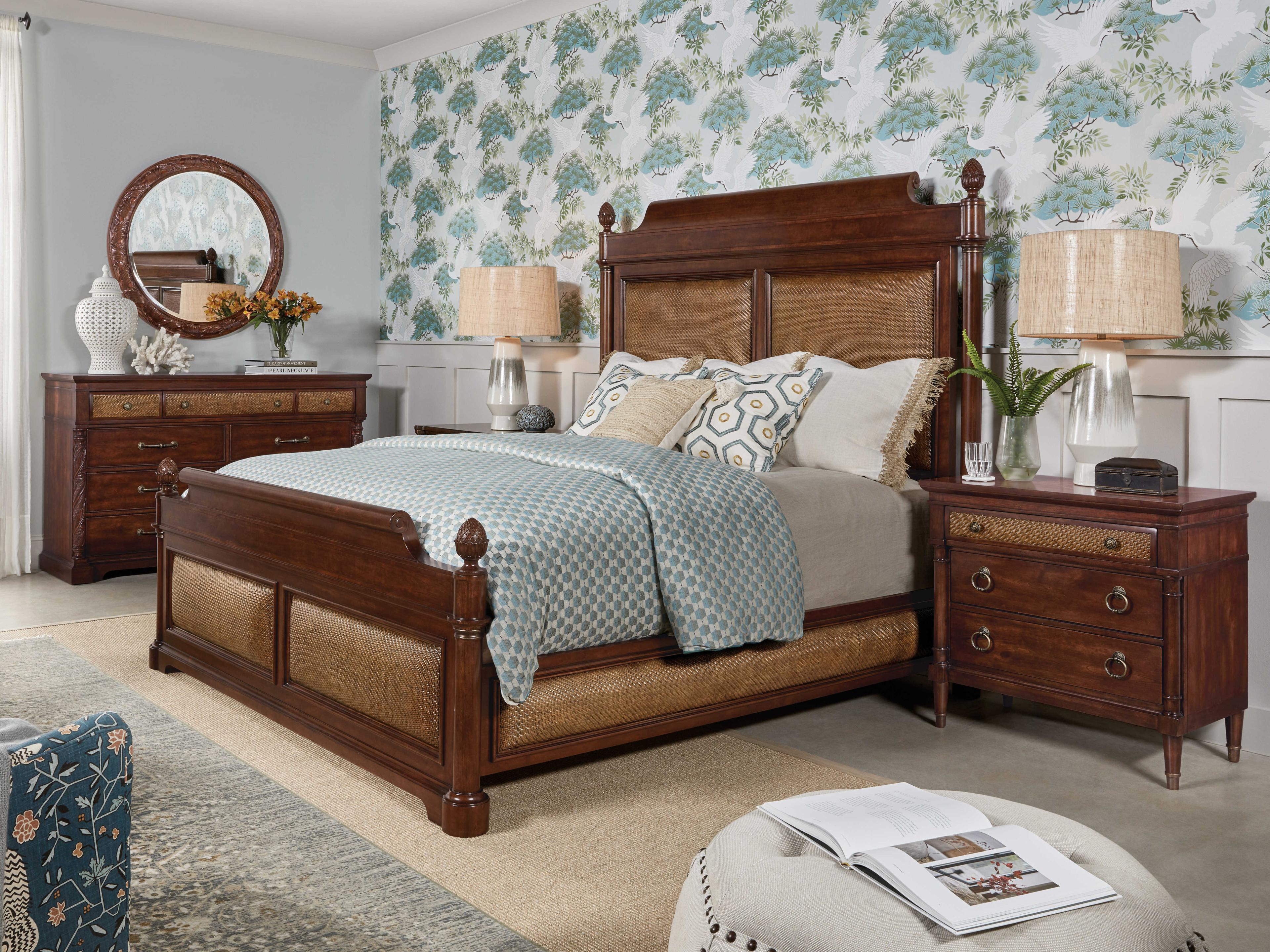 Hooker Furniture Charleston Maraschino Cherry Walnut Wood California King Panel Bed