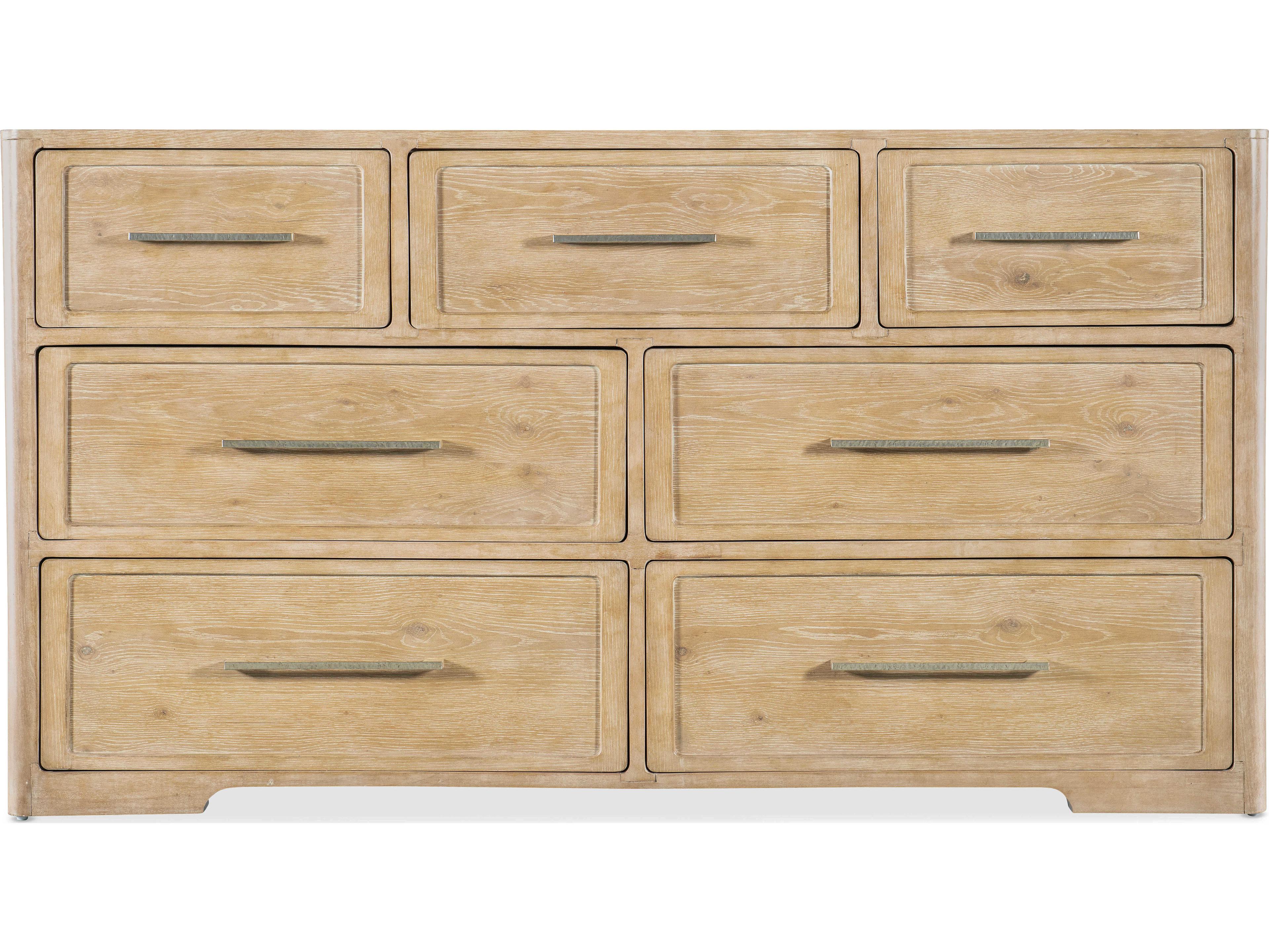 Hooker Furniture Retreat 7-Drawers Brown Solid Wood Dresser