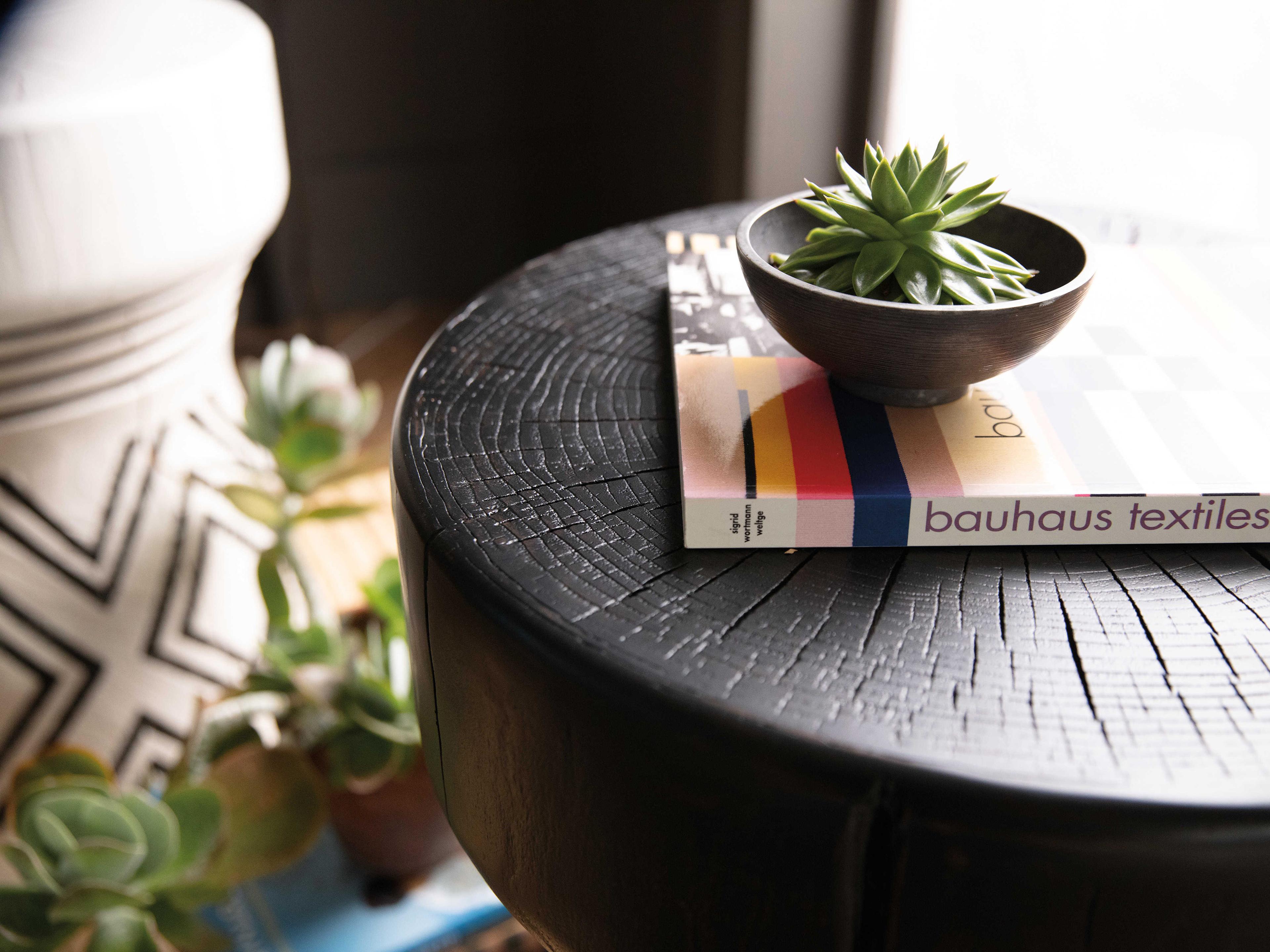 Hooker Furniture Commerce And Market Carved Stump Round Resin Black End Table