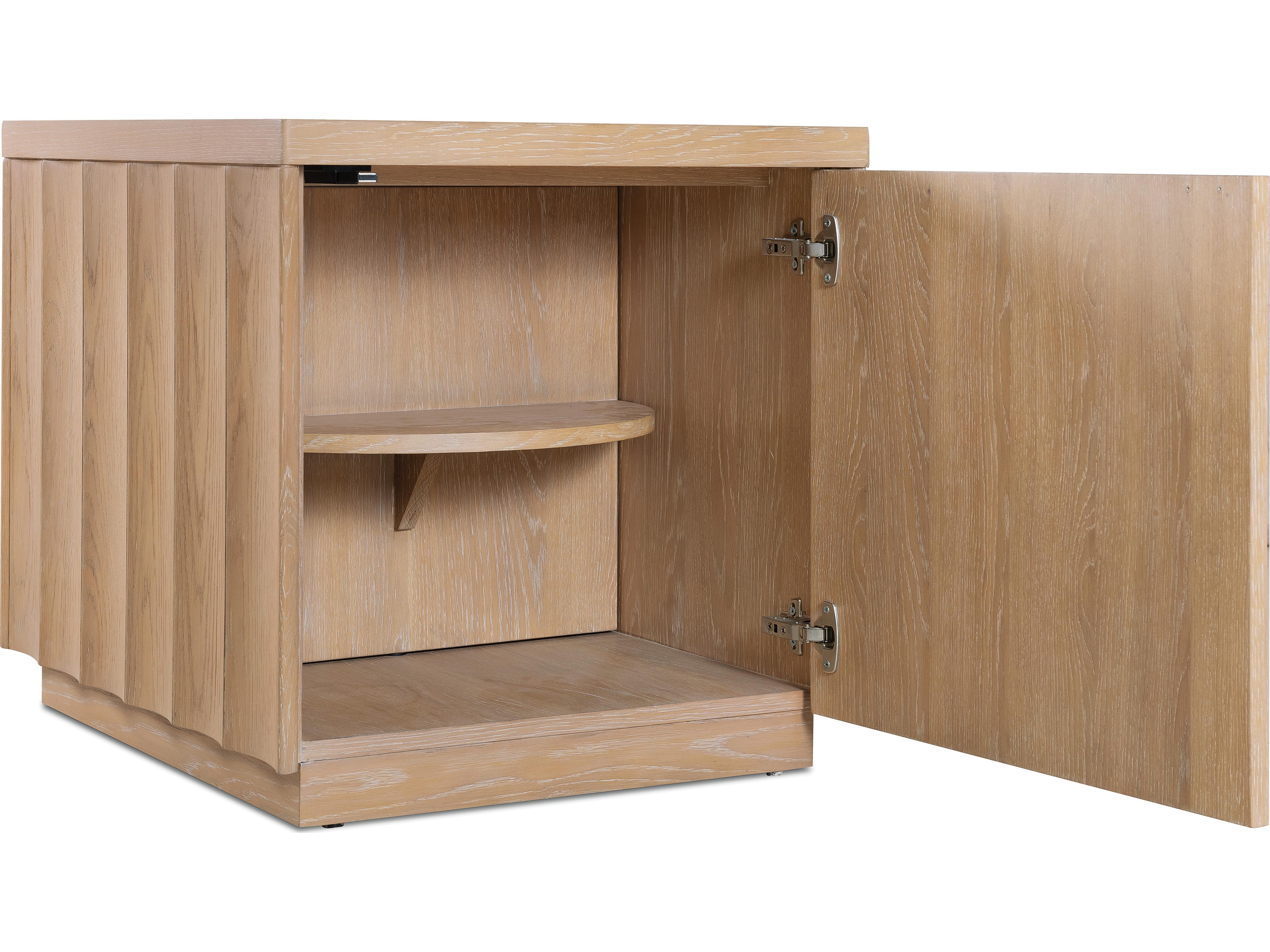 Hooker Furniture Commerce And Market Willow End Table