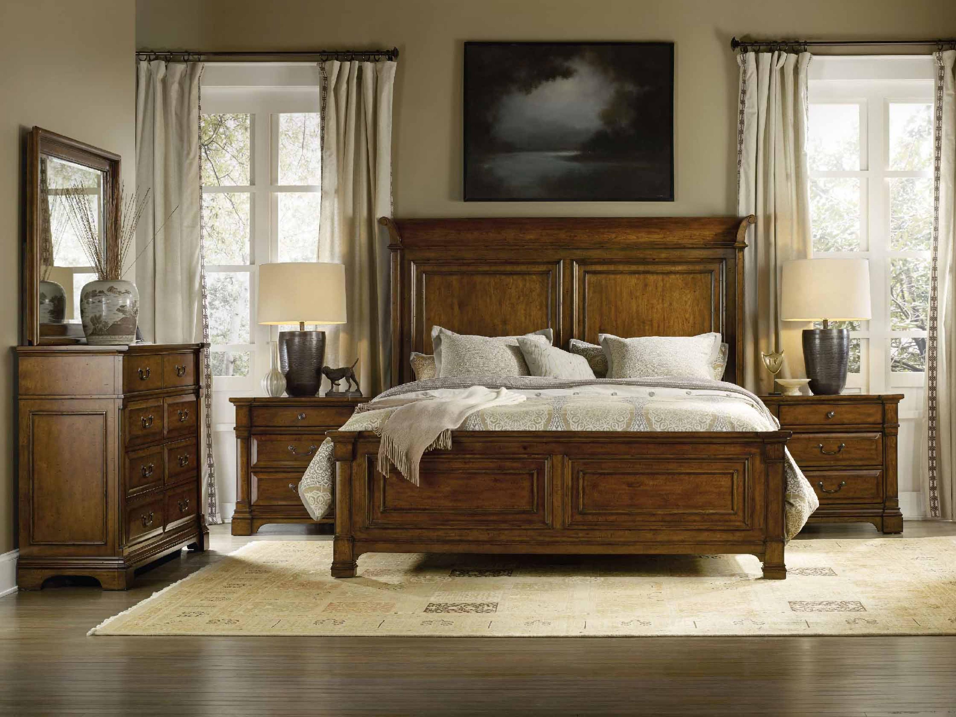 Tynecastle Bedroom Set