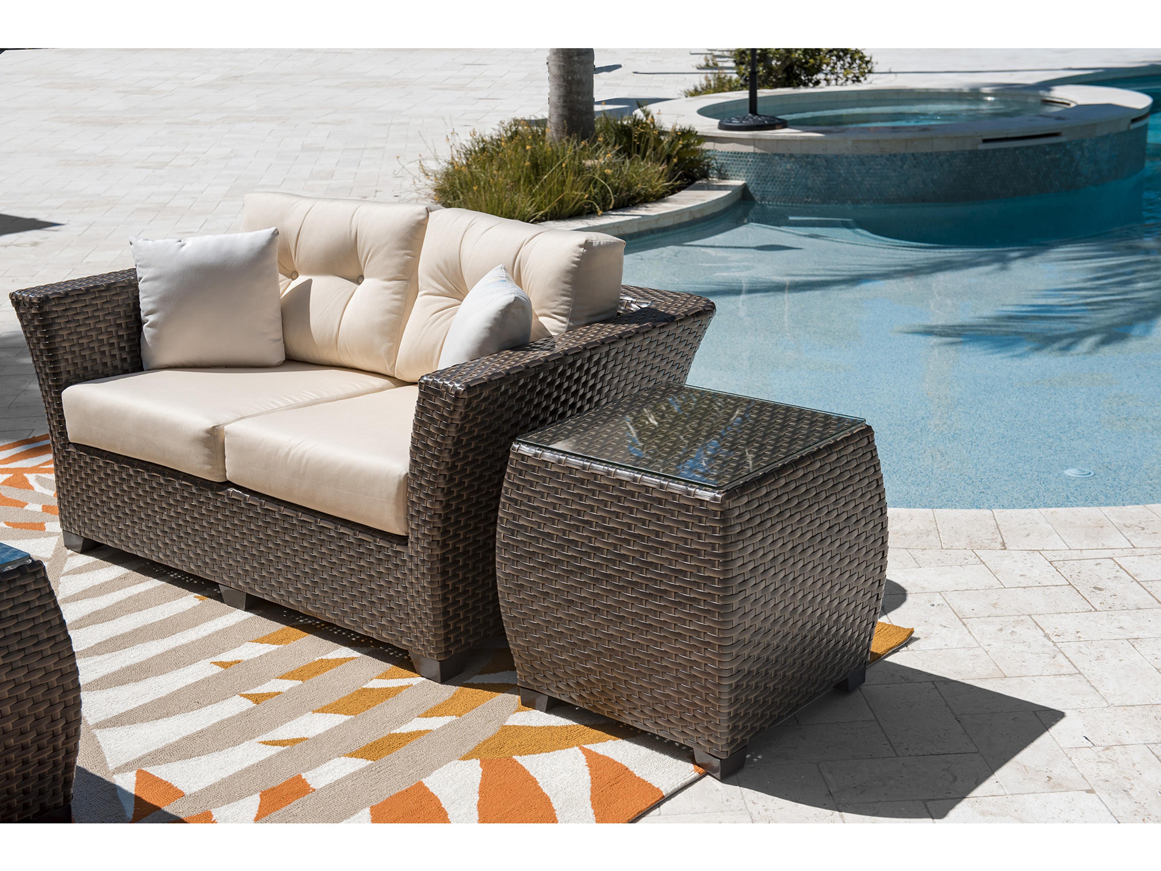 Hospitality Rattan Outdoor Fiji Wicker Square End Table