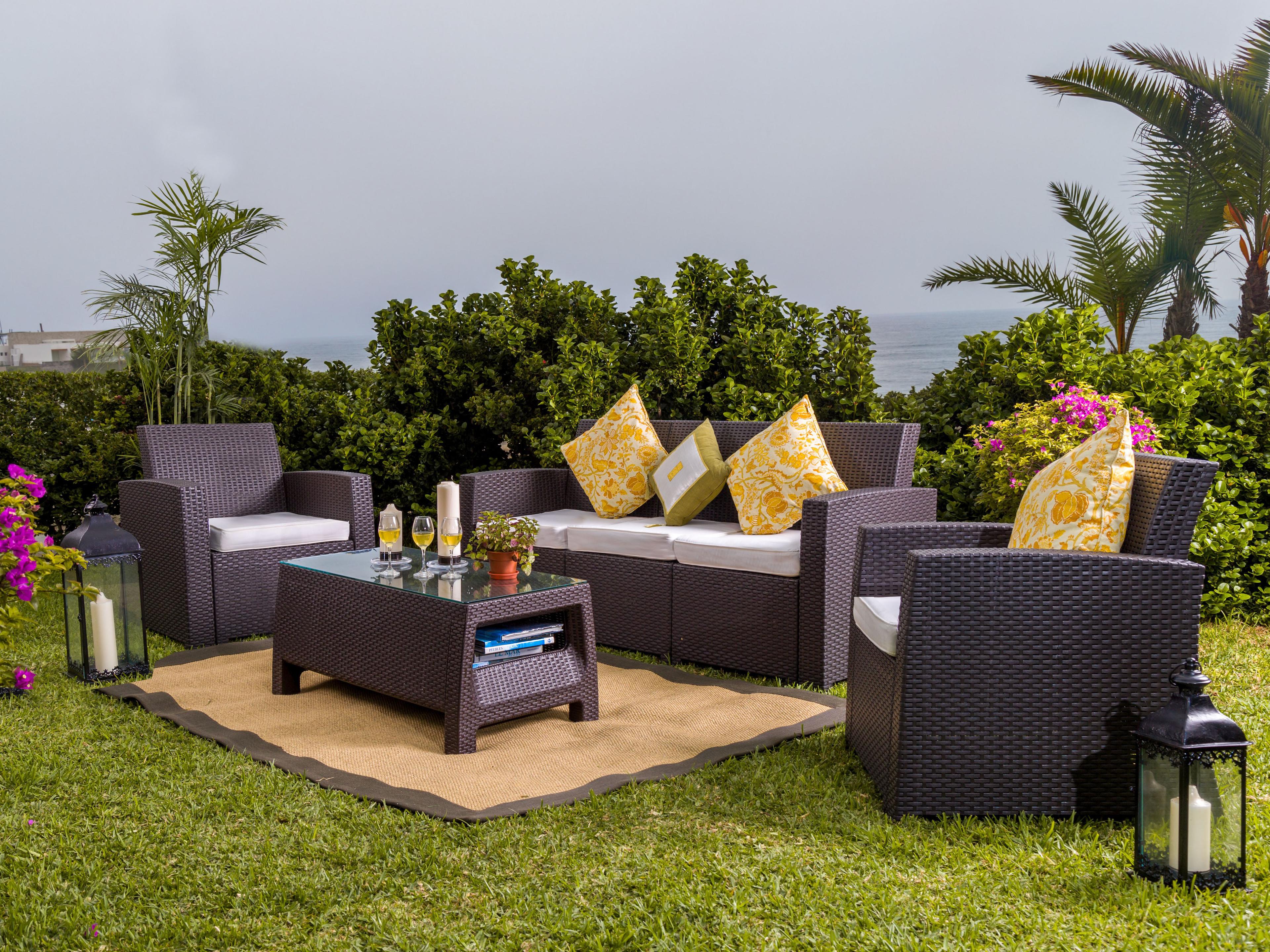 Hospitality Rattan Outdoor Plastique Chocolate 4 Piece Lounge Set