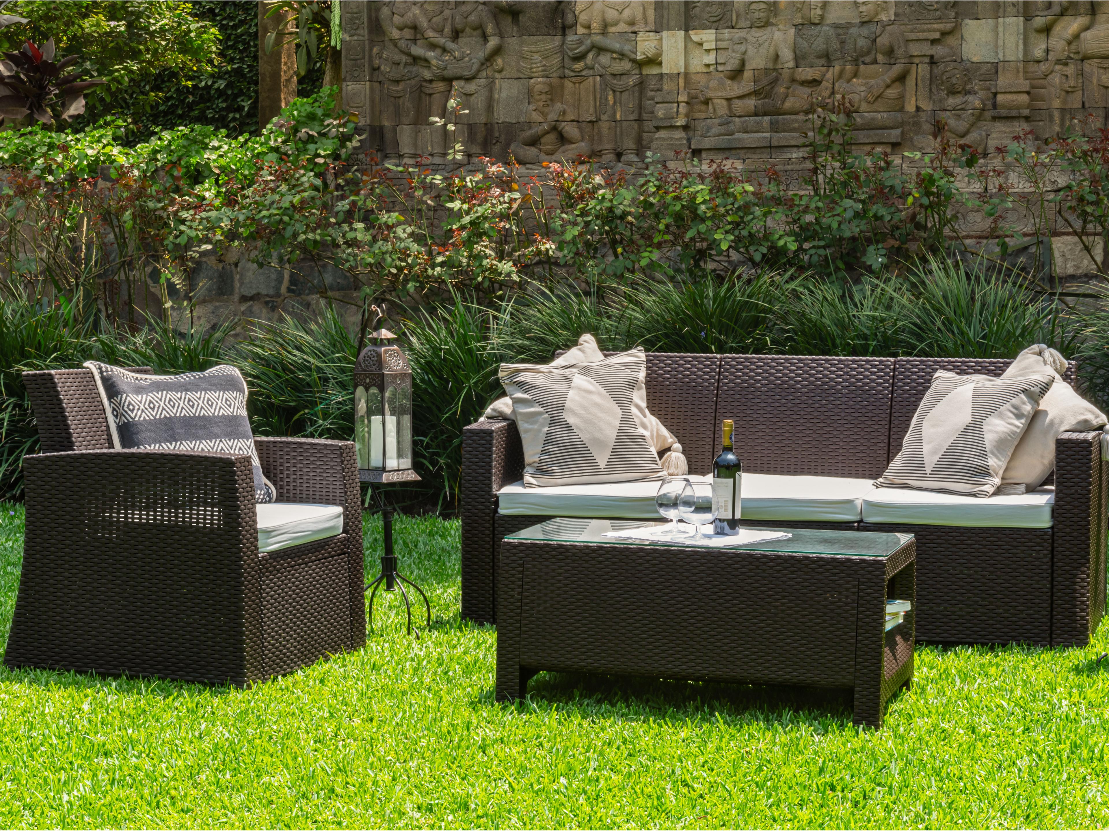 Hospitality Rattan Outdoor Plastique Chocolate Cushion Lounge Chair