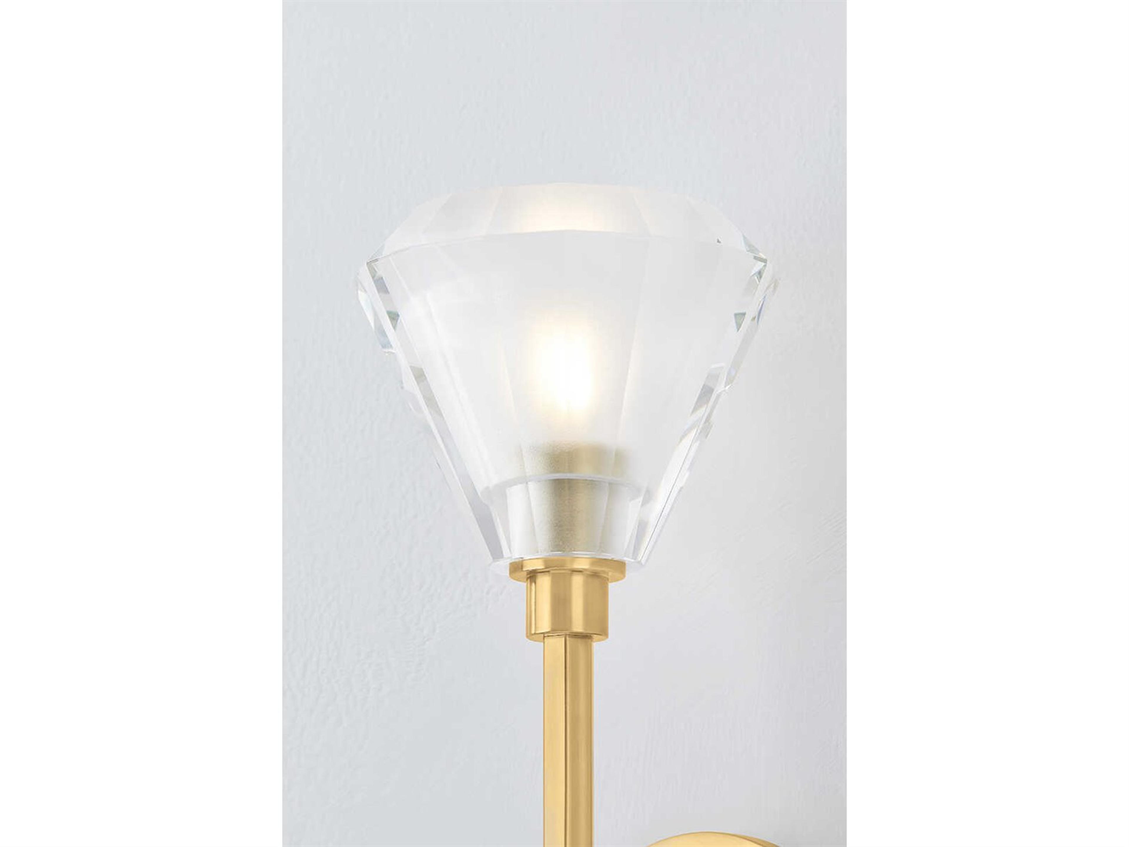 Hudson Valley Maspeth 1-Light Aged Brass Wall Sconce