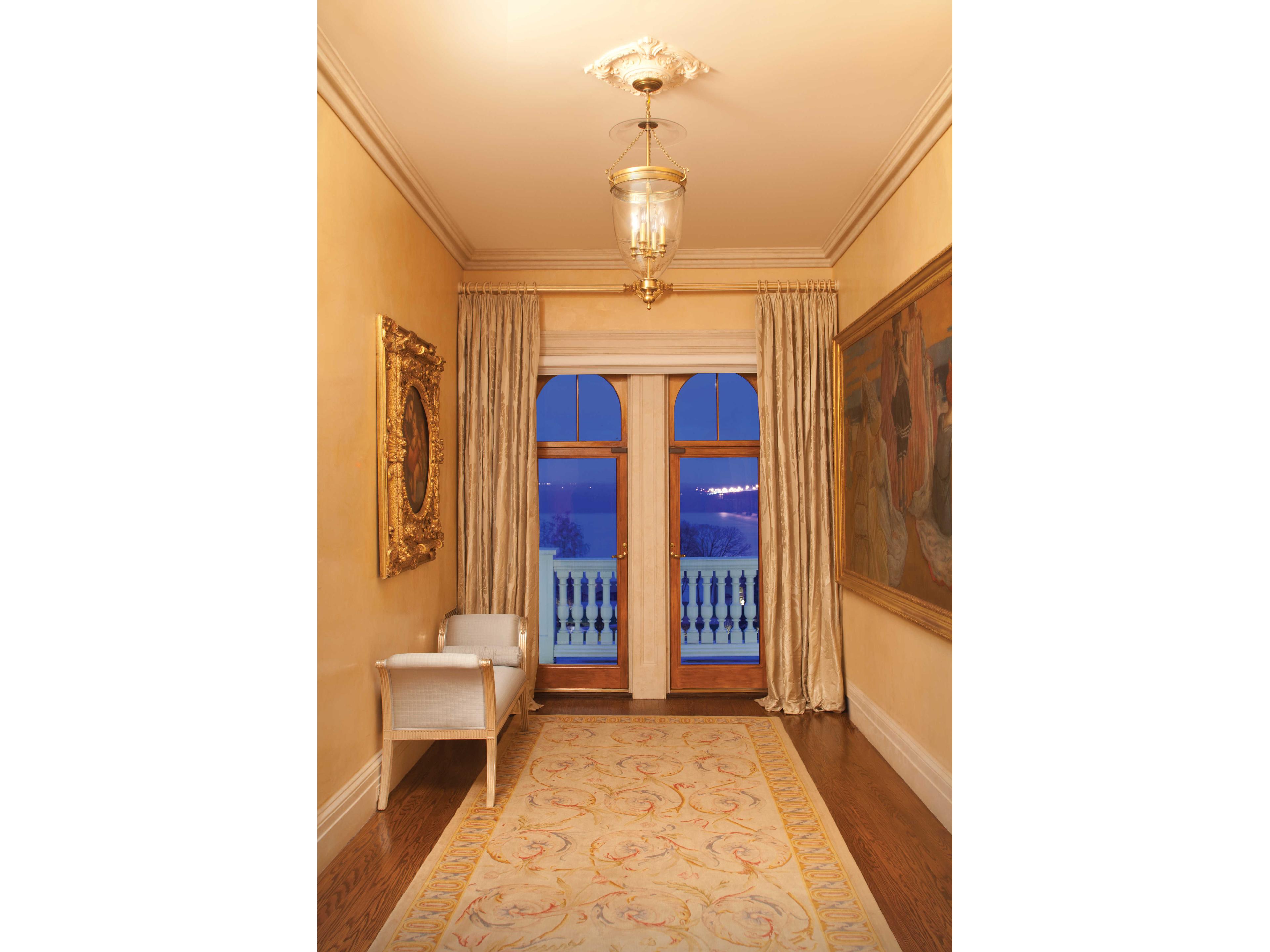 Hudson Valley Hanover 4-Light Aged Brass Clear Glass Bell Candelabra Chandelier