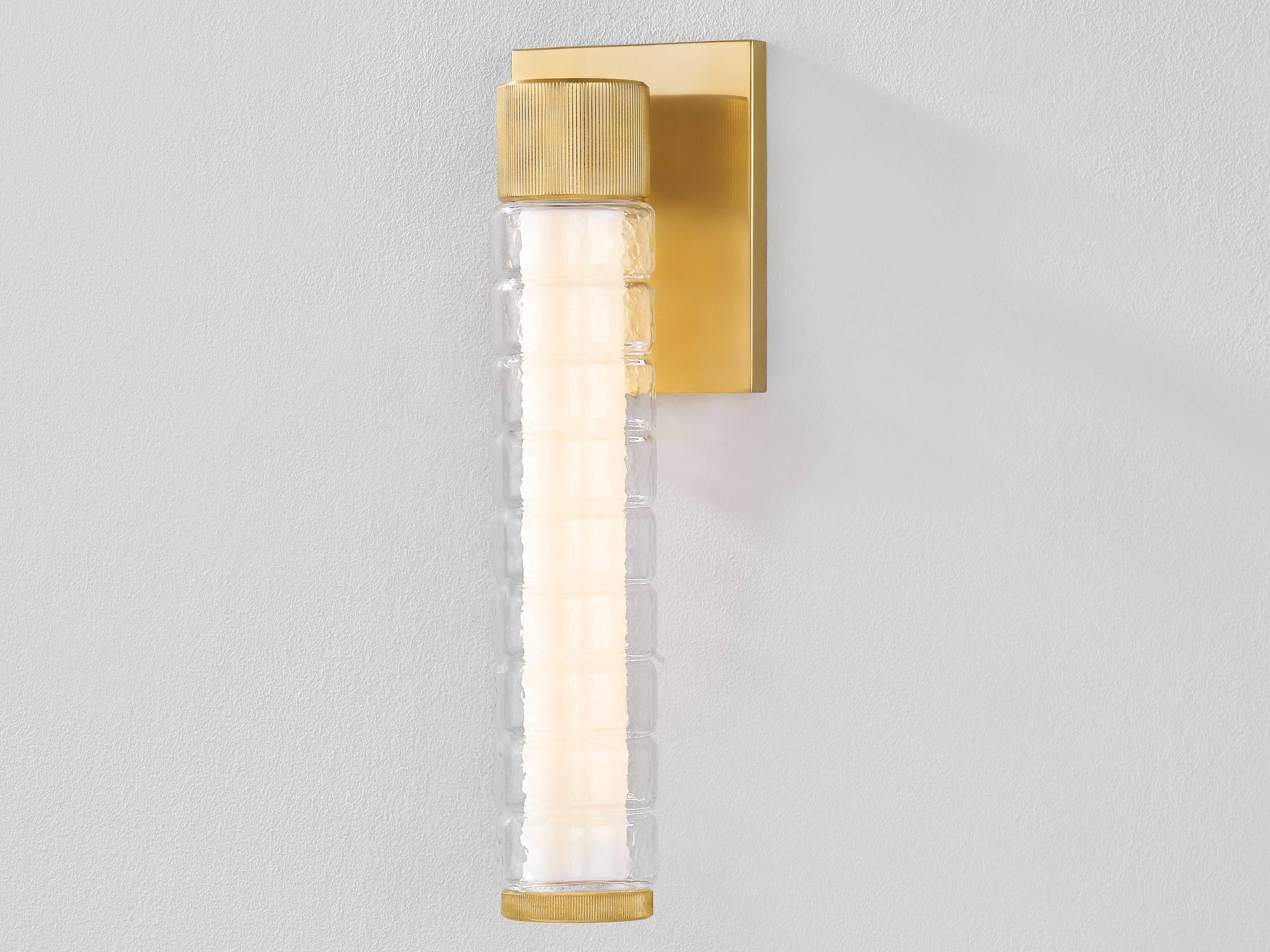 Hudson Valley Castor 1-Light Aged Brass Wall Sconce