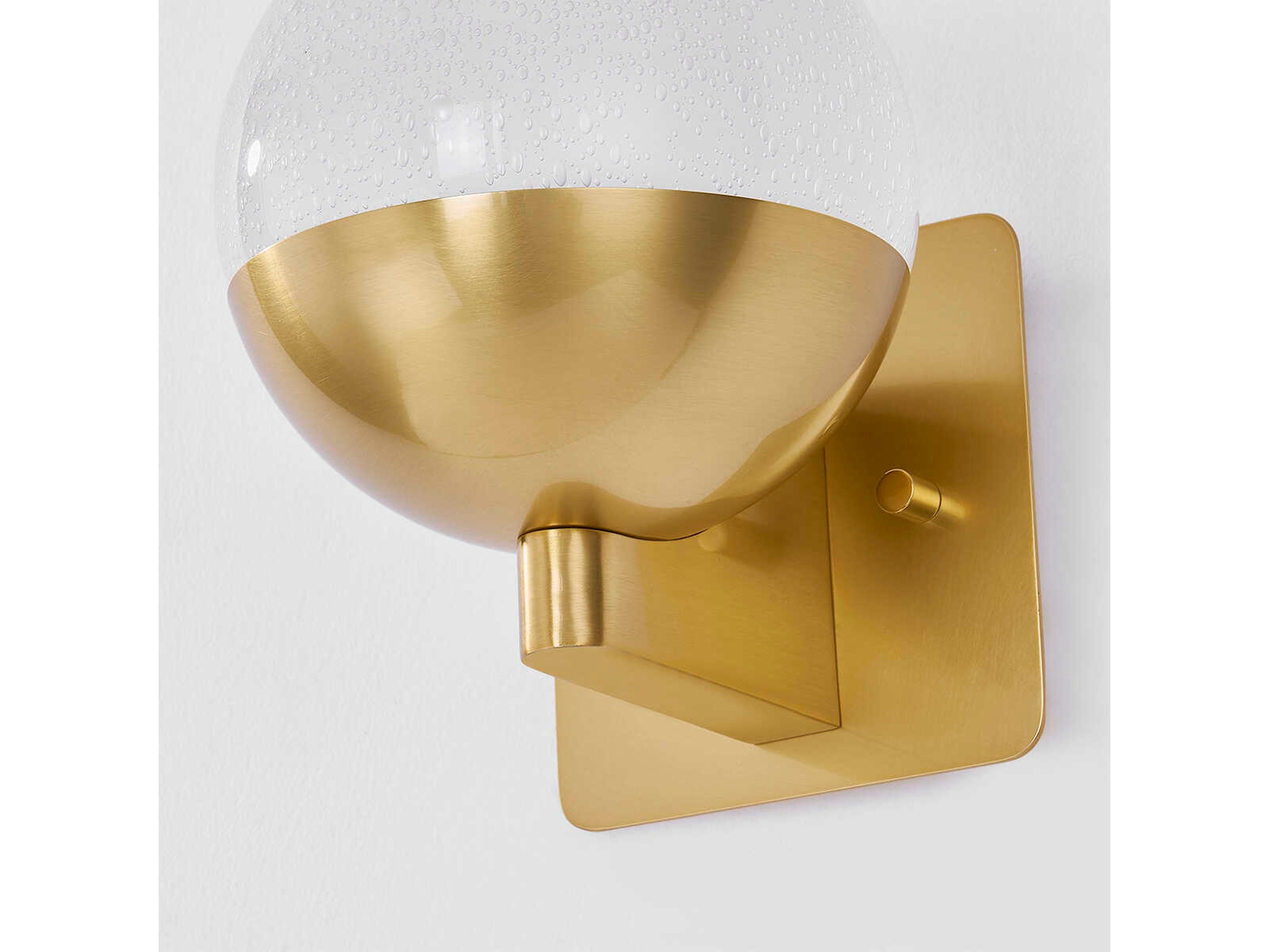 Hudson Valley Rochford 1-Light Aged Brass Wall Sconce