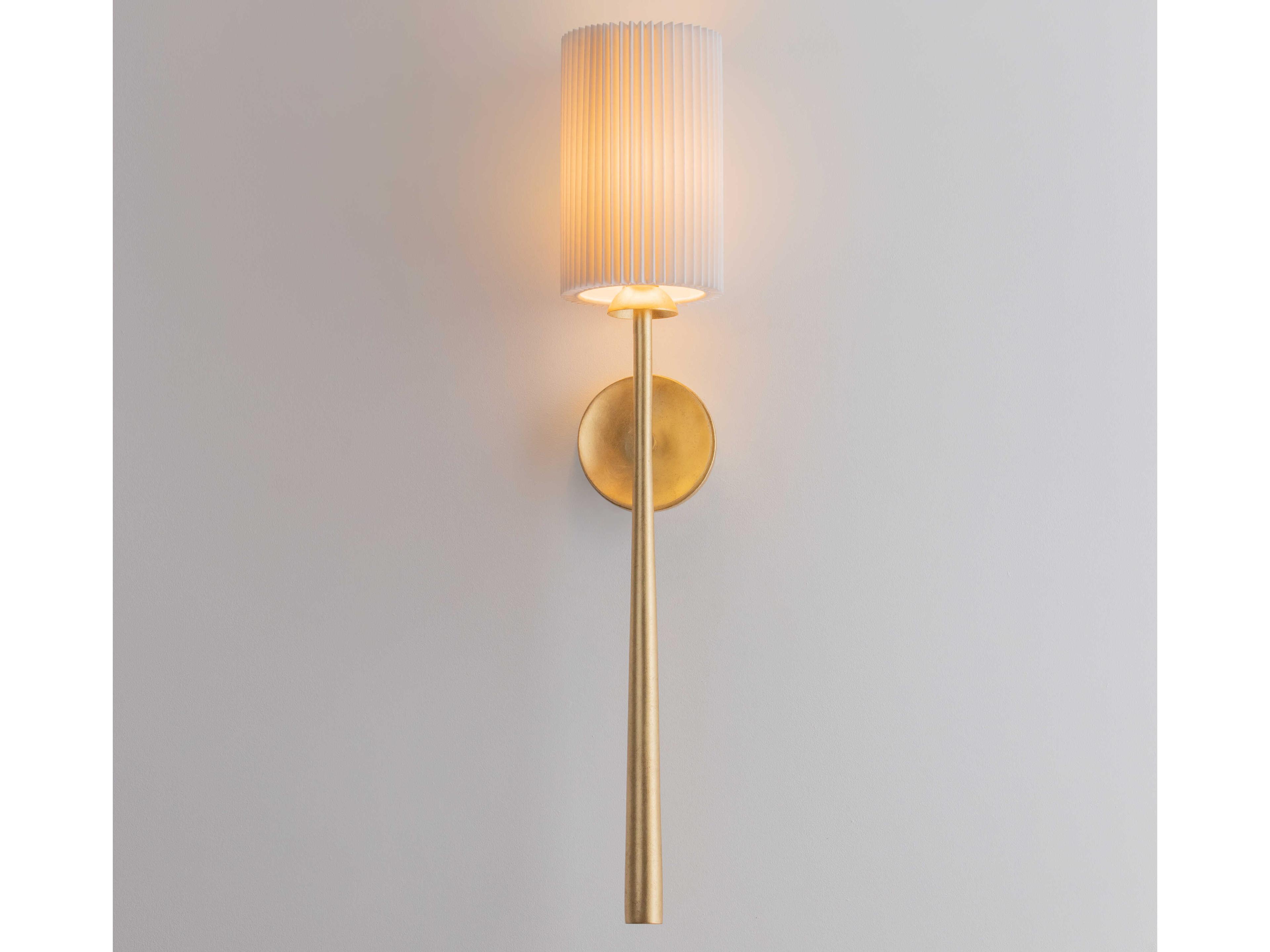 Hudson Valley Sterling 1-Light Vintage Gold Leaf Wall Sconce