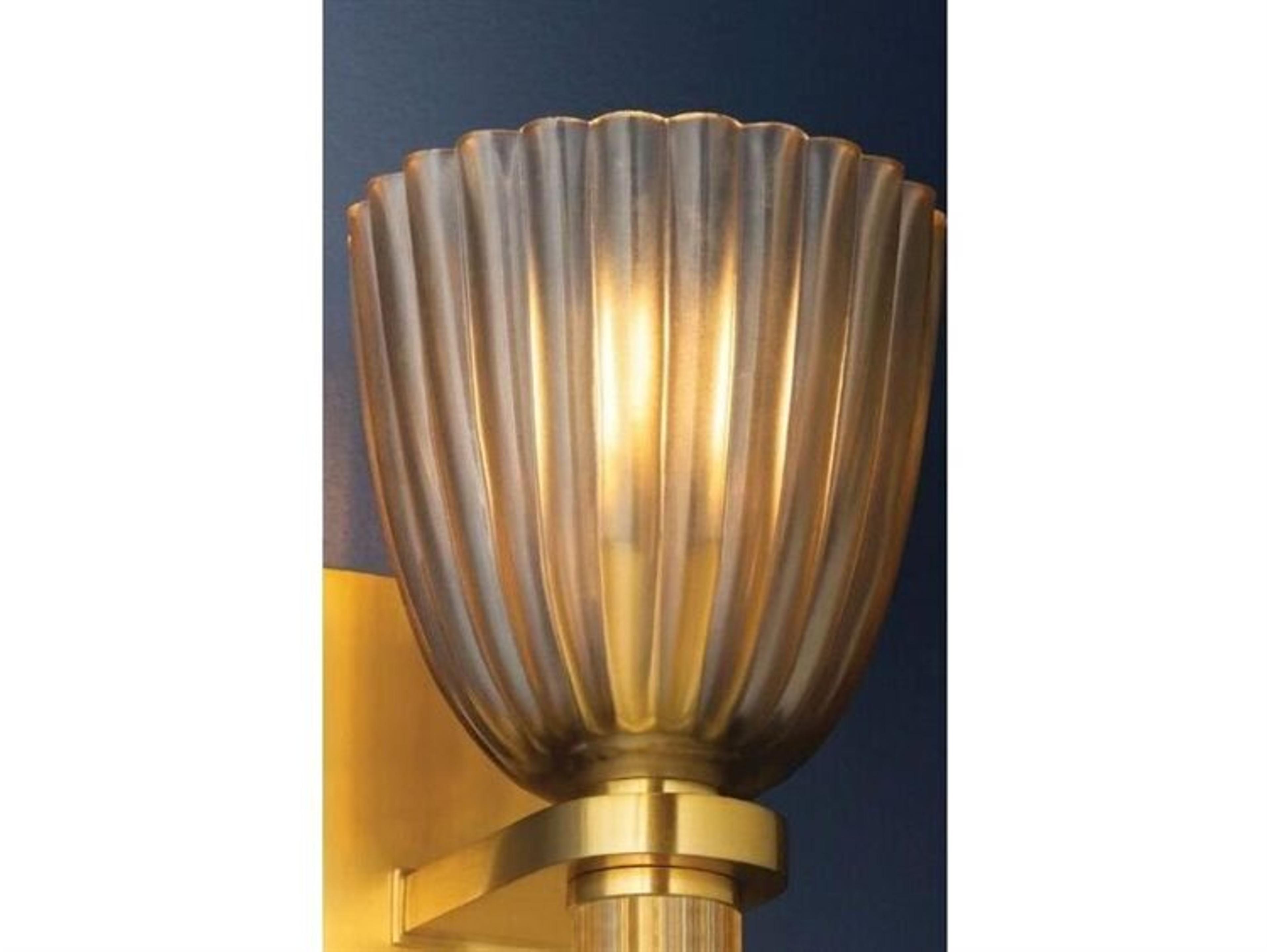 Hudson Valley Columbus 1-Light Aged Brass Traditional Wall Sconce
