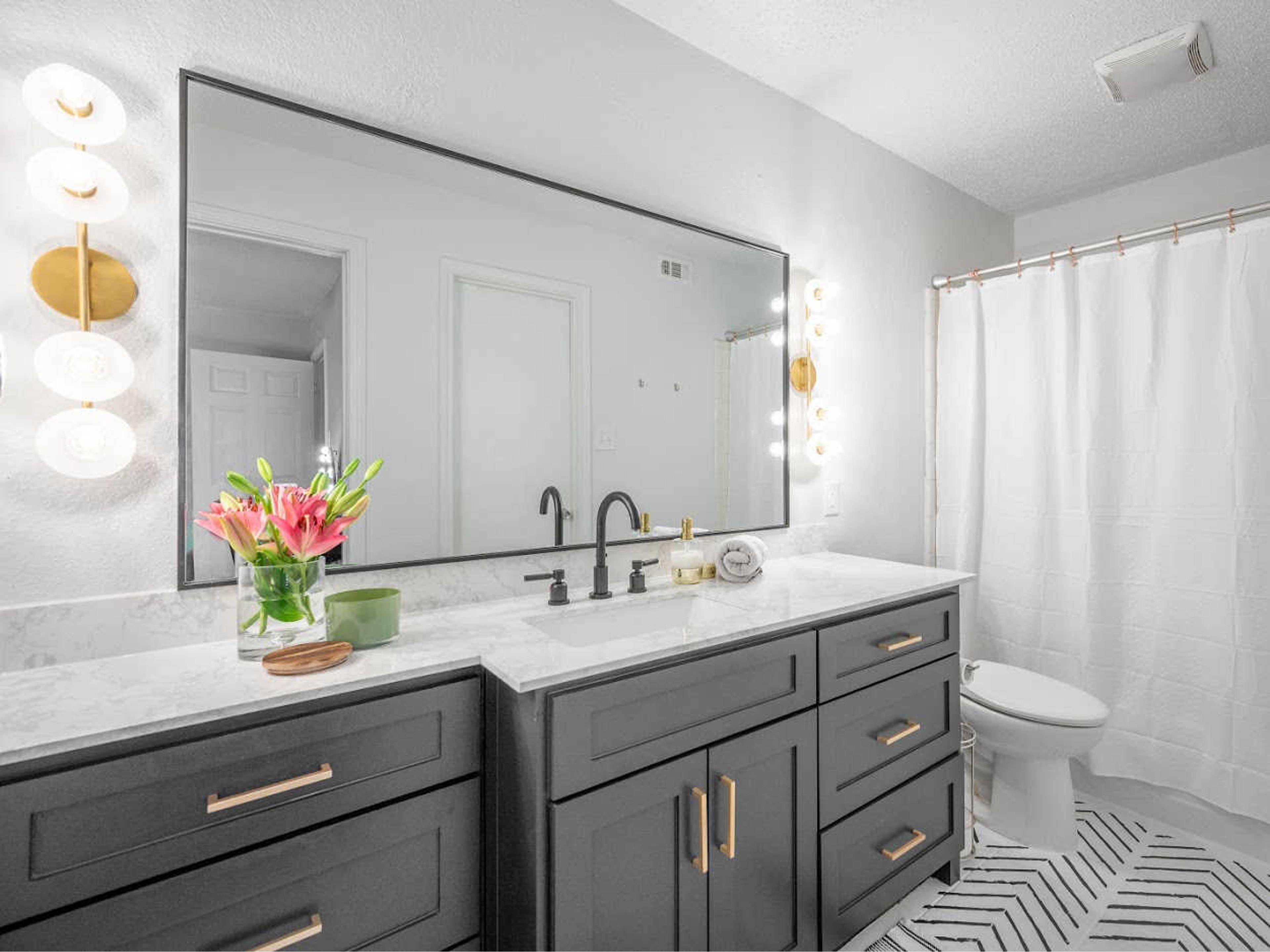 Hudson Valley Elmont 4-Light Aged Brass Vanity Light