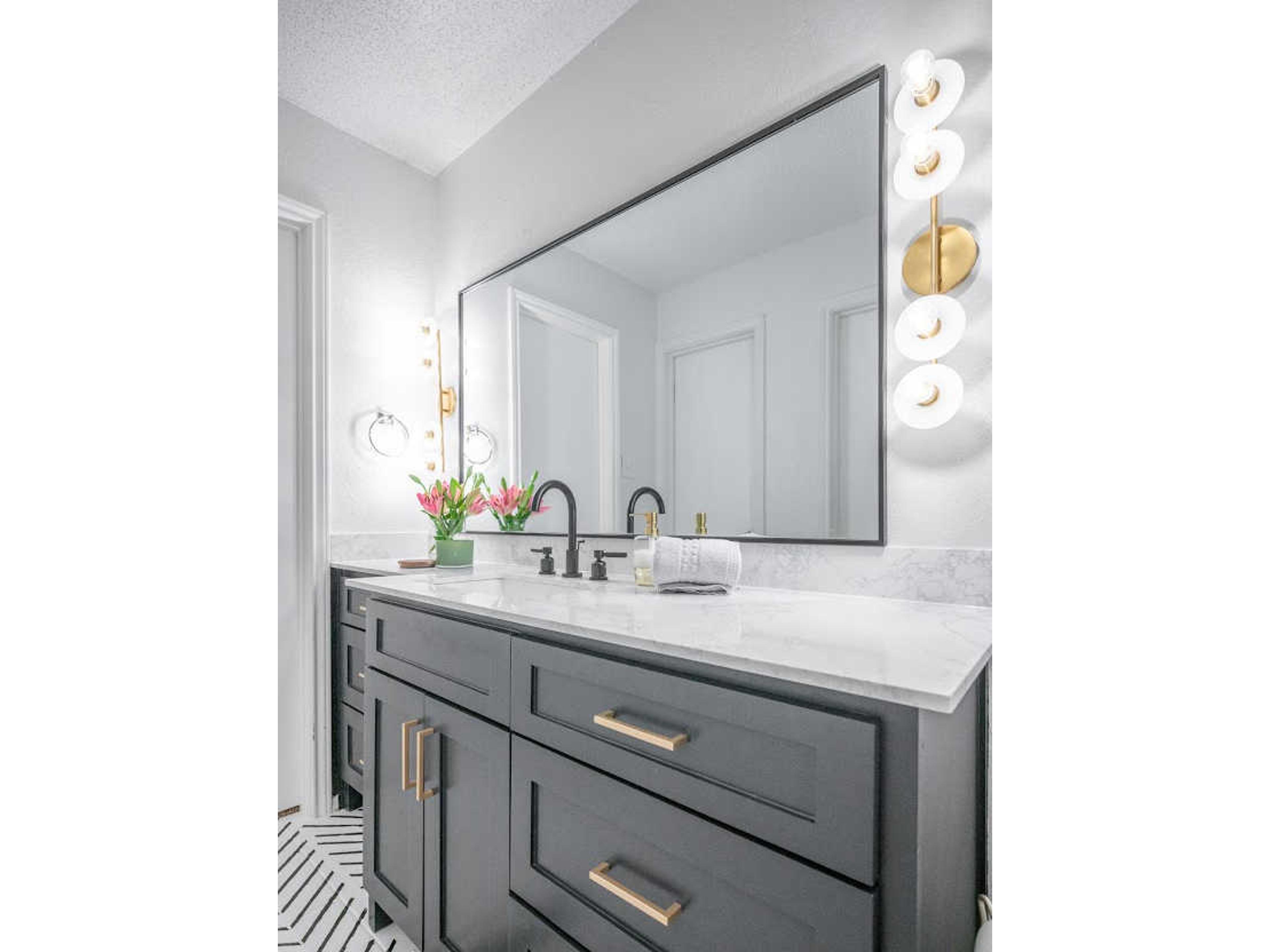 Hudson Valley Elmont 4-Light Aged Brass Vanity Light