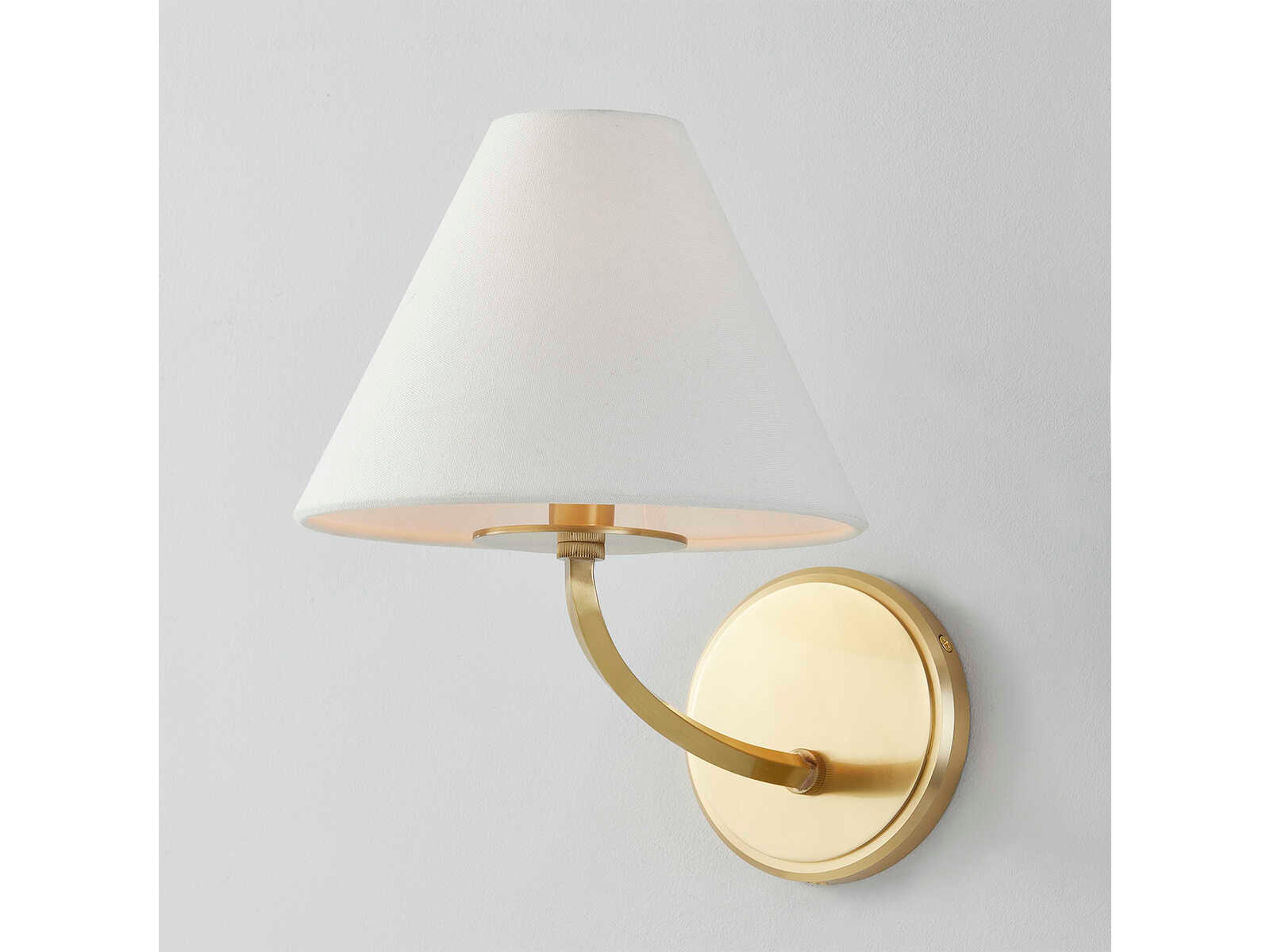 Hudson Valley Stacey 1-Light Aged Brass Wall Sconce