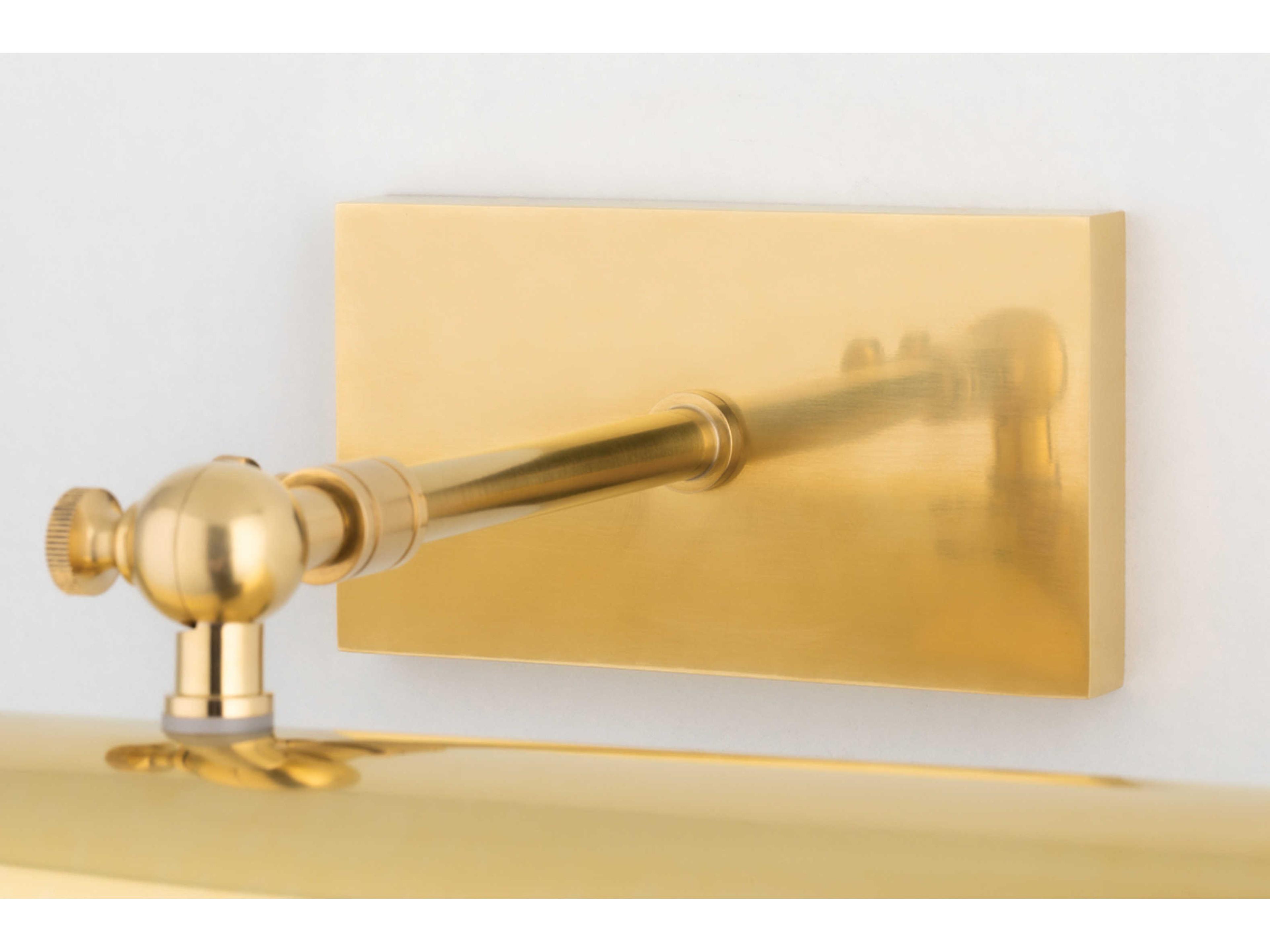 Hudson Valley Hampshire 2-Light Aged Brass Picture Light