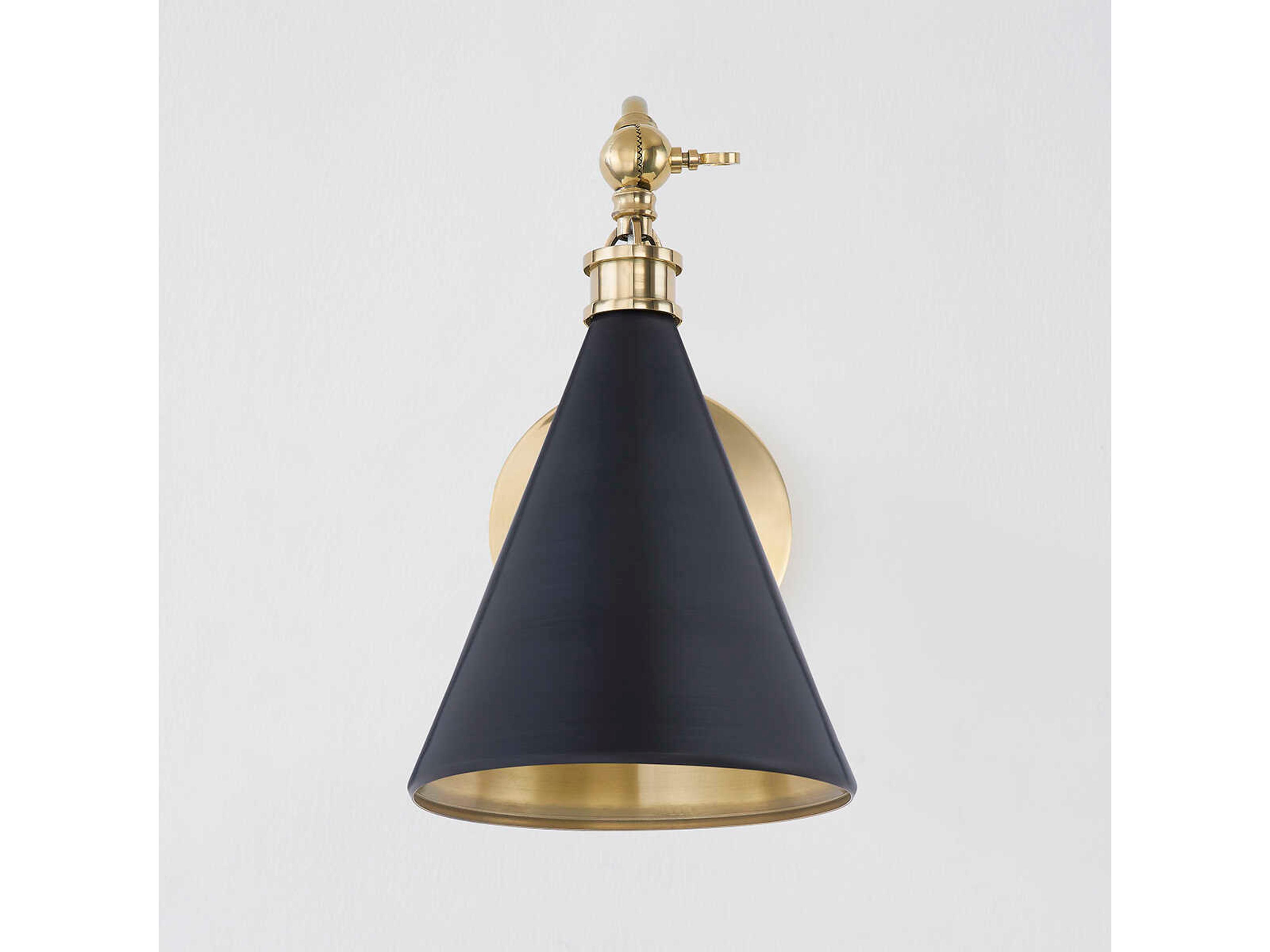 Hudson Valley Osterley 1-Light Aged Brass Antique Distressed Bronze Wall Sconce