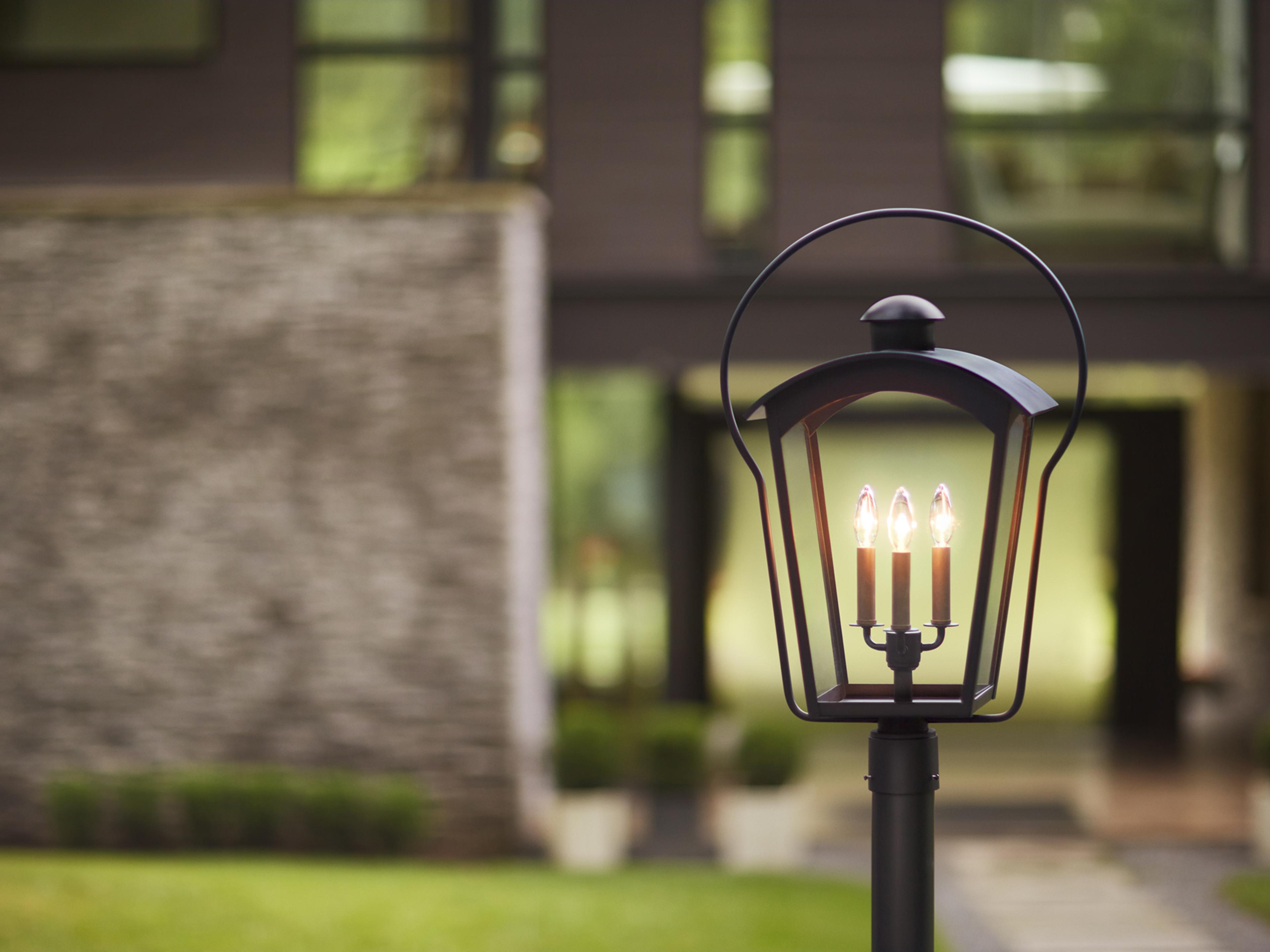 Hinkley Yale 3 - Light Outdoor Post Light