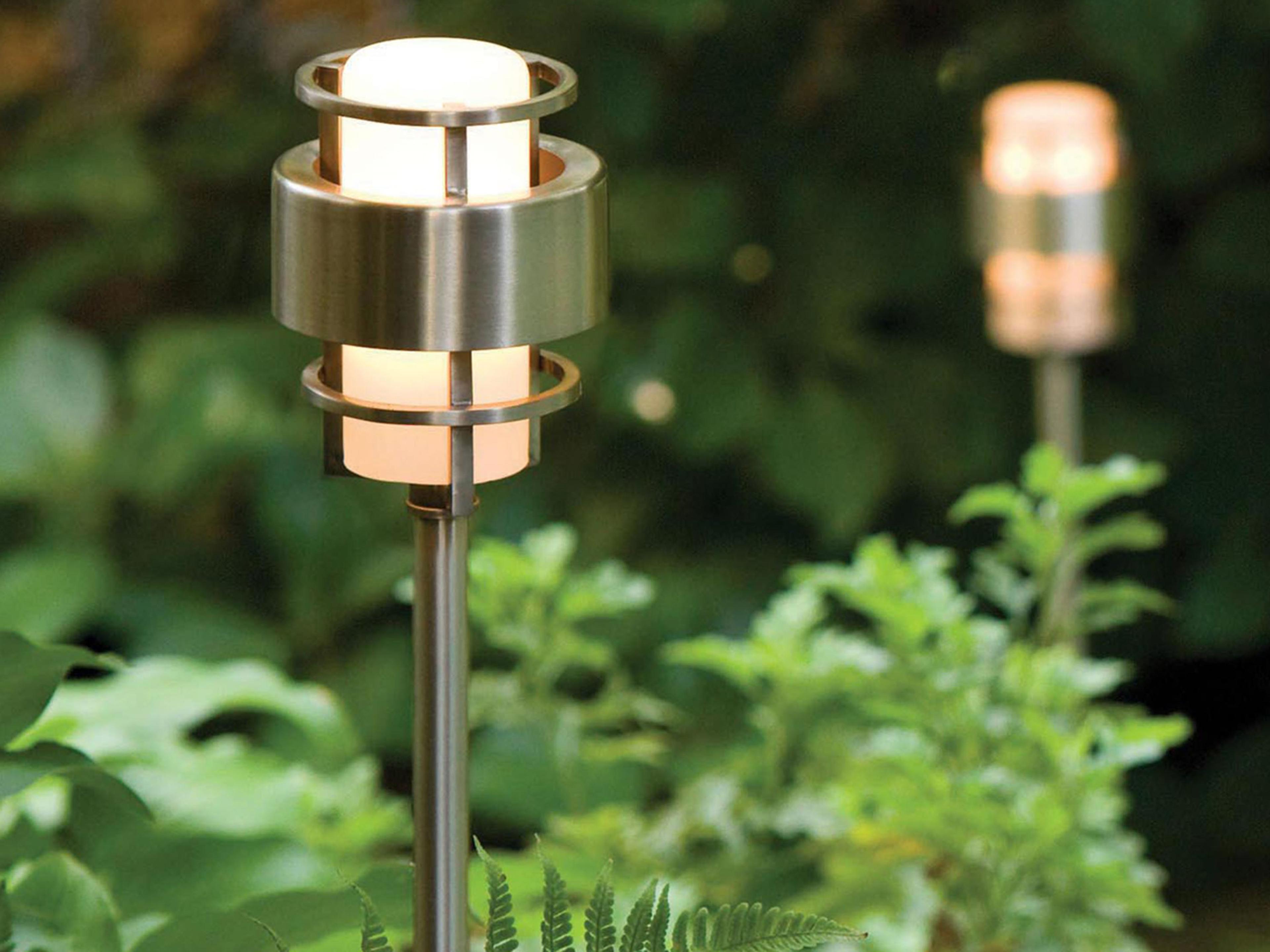 Hinkley Saturn 1 - Light Outdoor Path Light