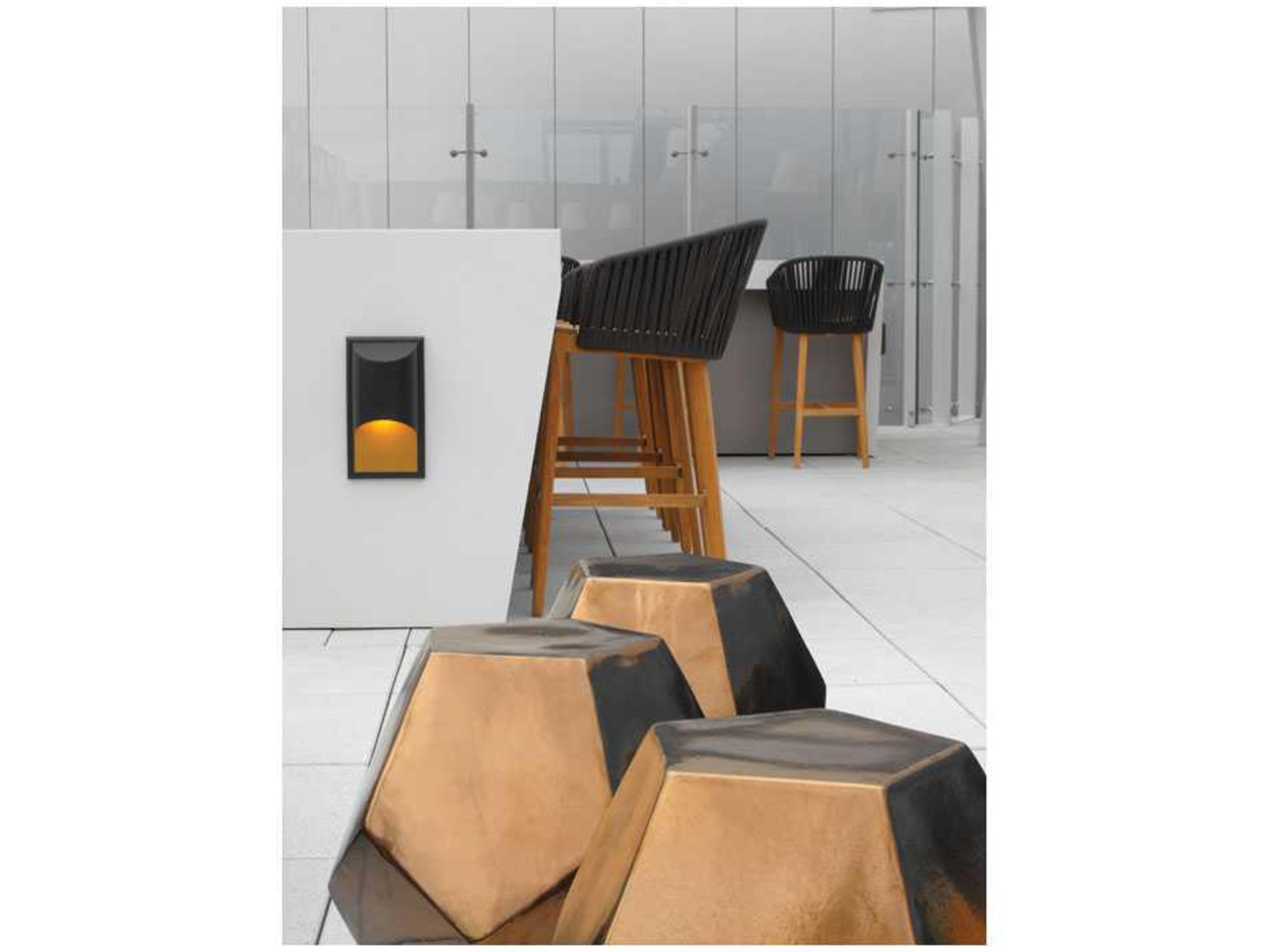 Hinkley Cascade Outdoor Wall Light