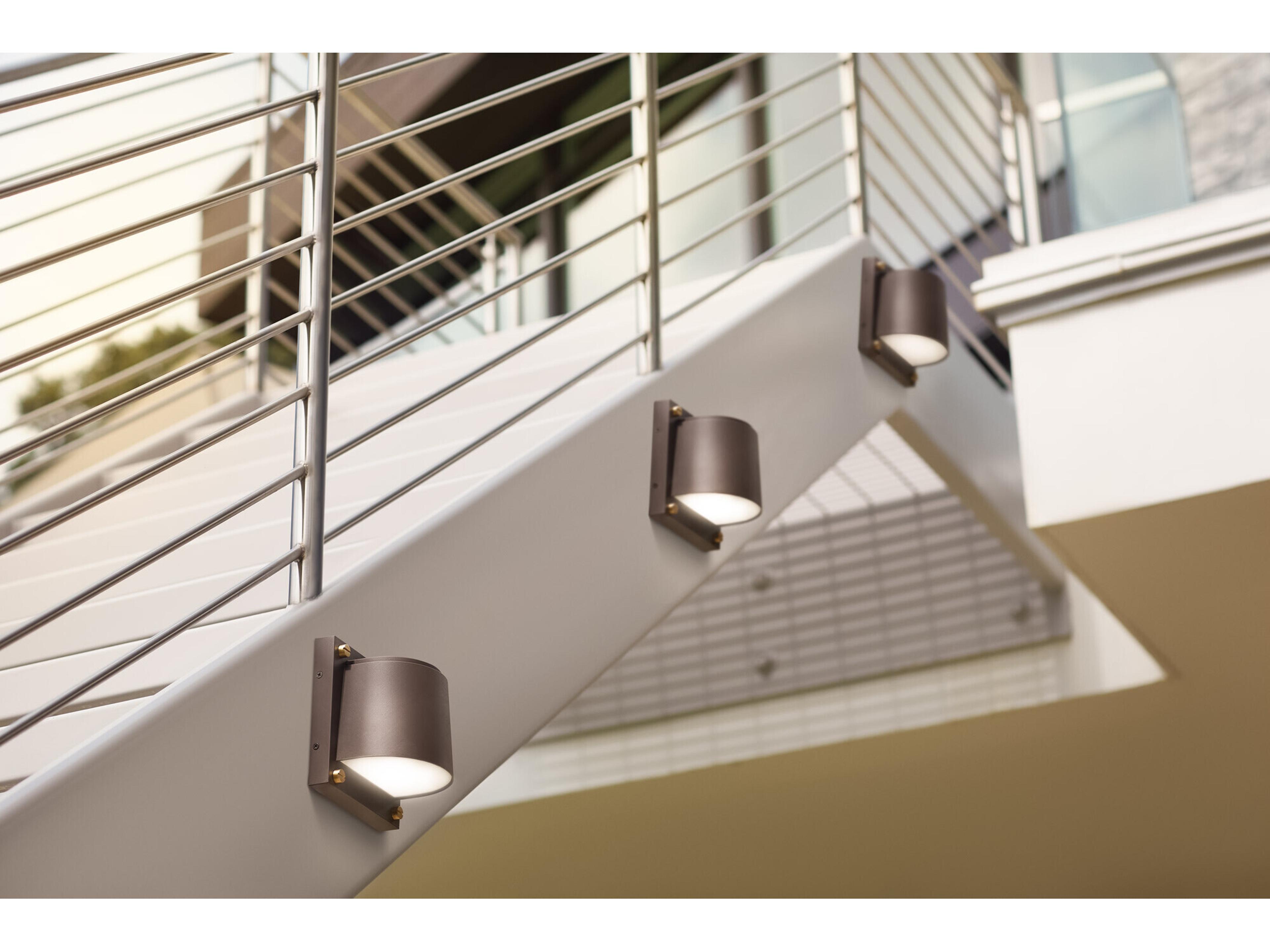 Hinkley Scout 1 - Light Outdoor Wall Light