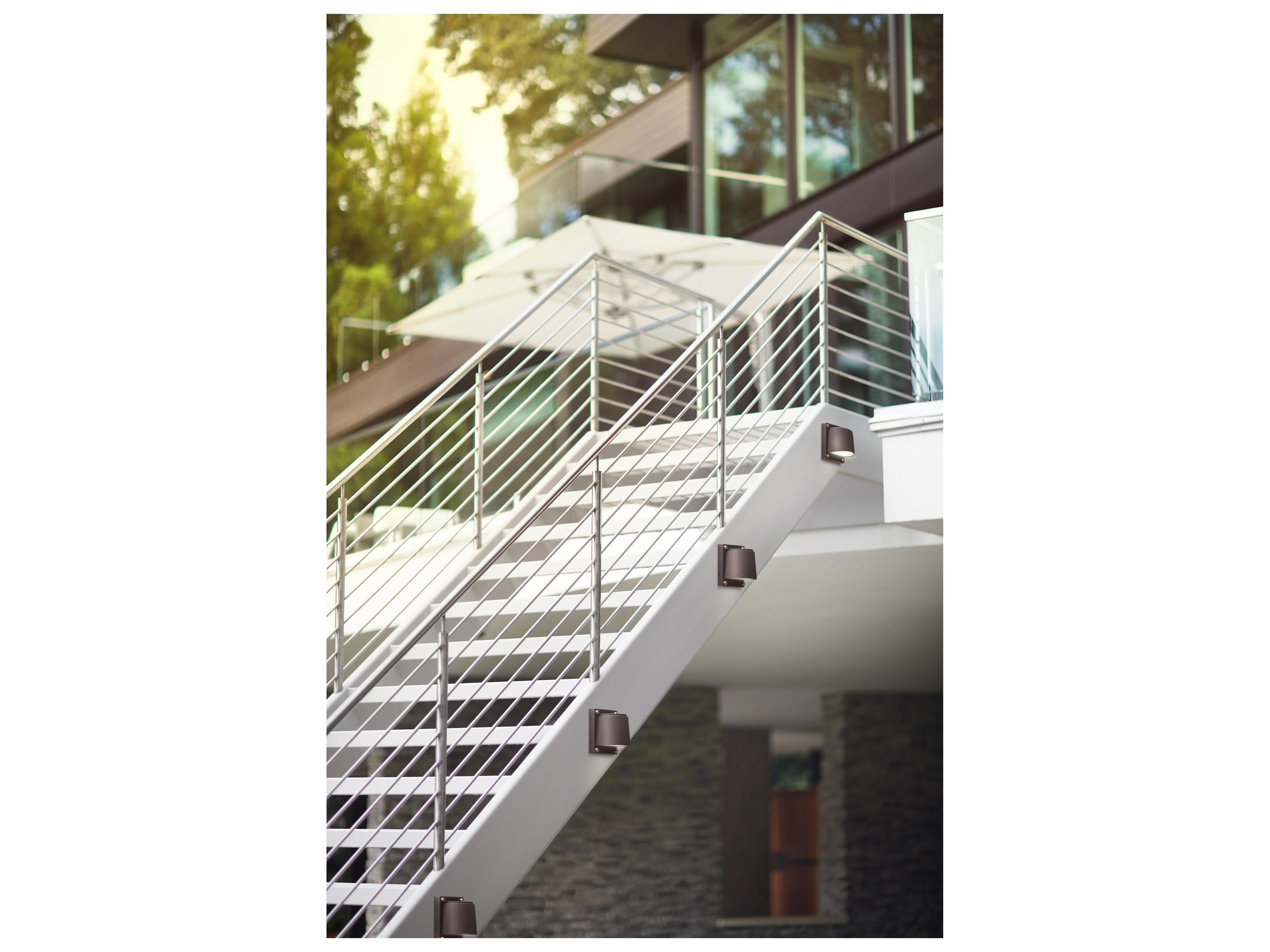 Hinkley Scout 1 - Light Outdoor Wall Light