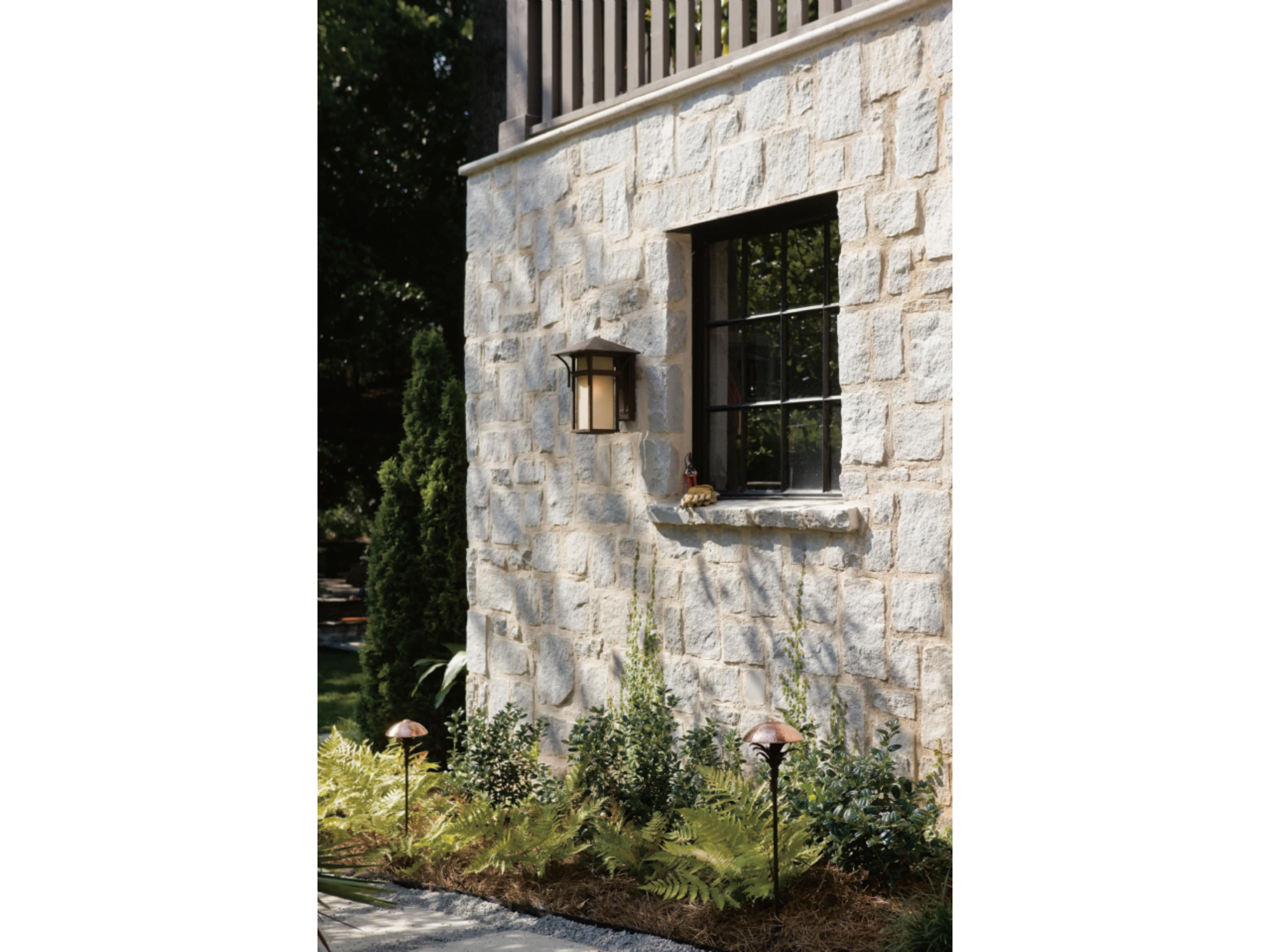 Hinkley Harbor Outdoor Wall Light