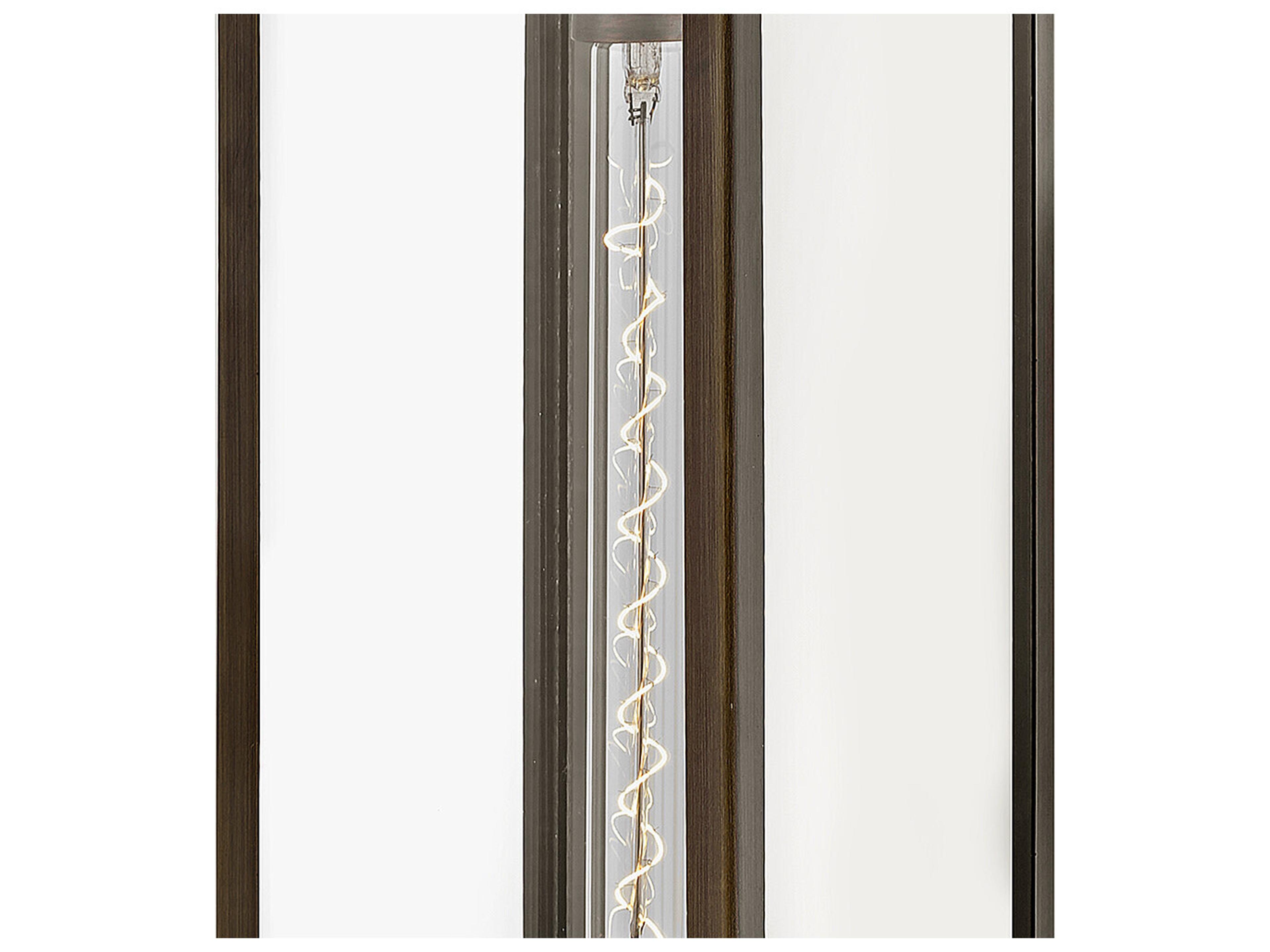 Hinkley Max 1 - Light Outdoor Wall Light