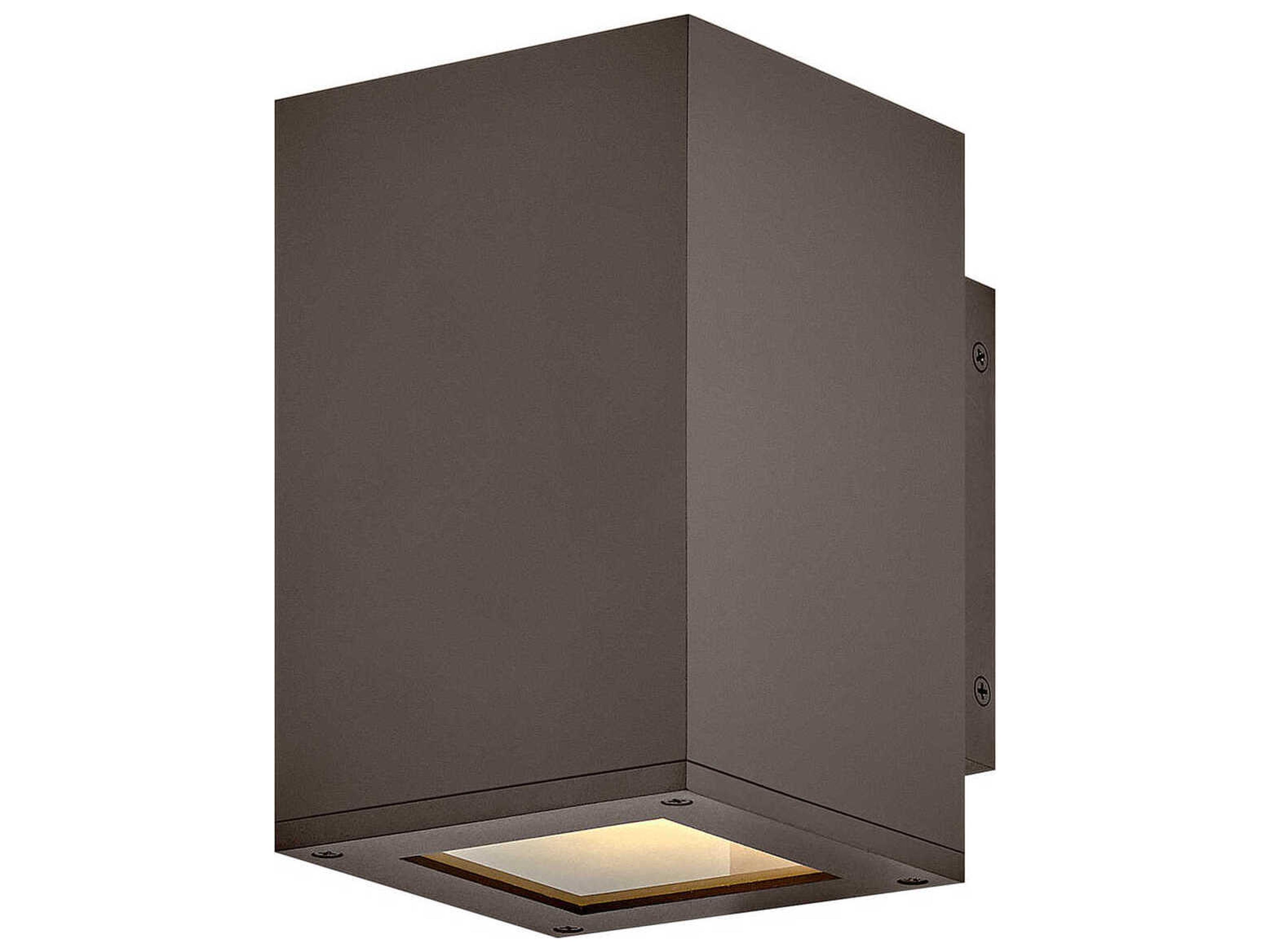 Tetra 1 - Light Outdoor Wall Light