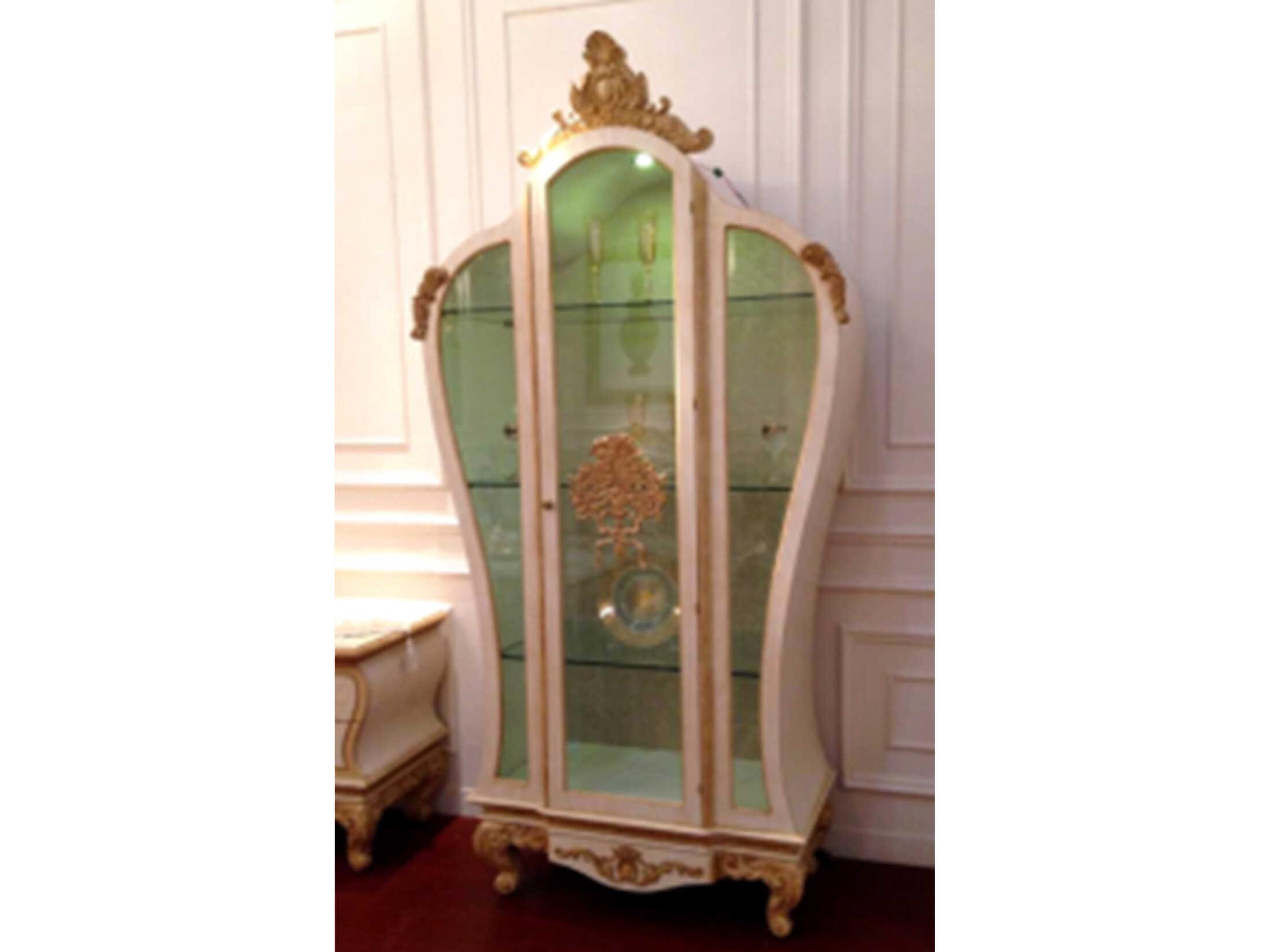 E-57 Display Cabinet