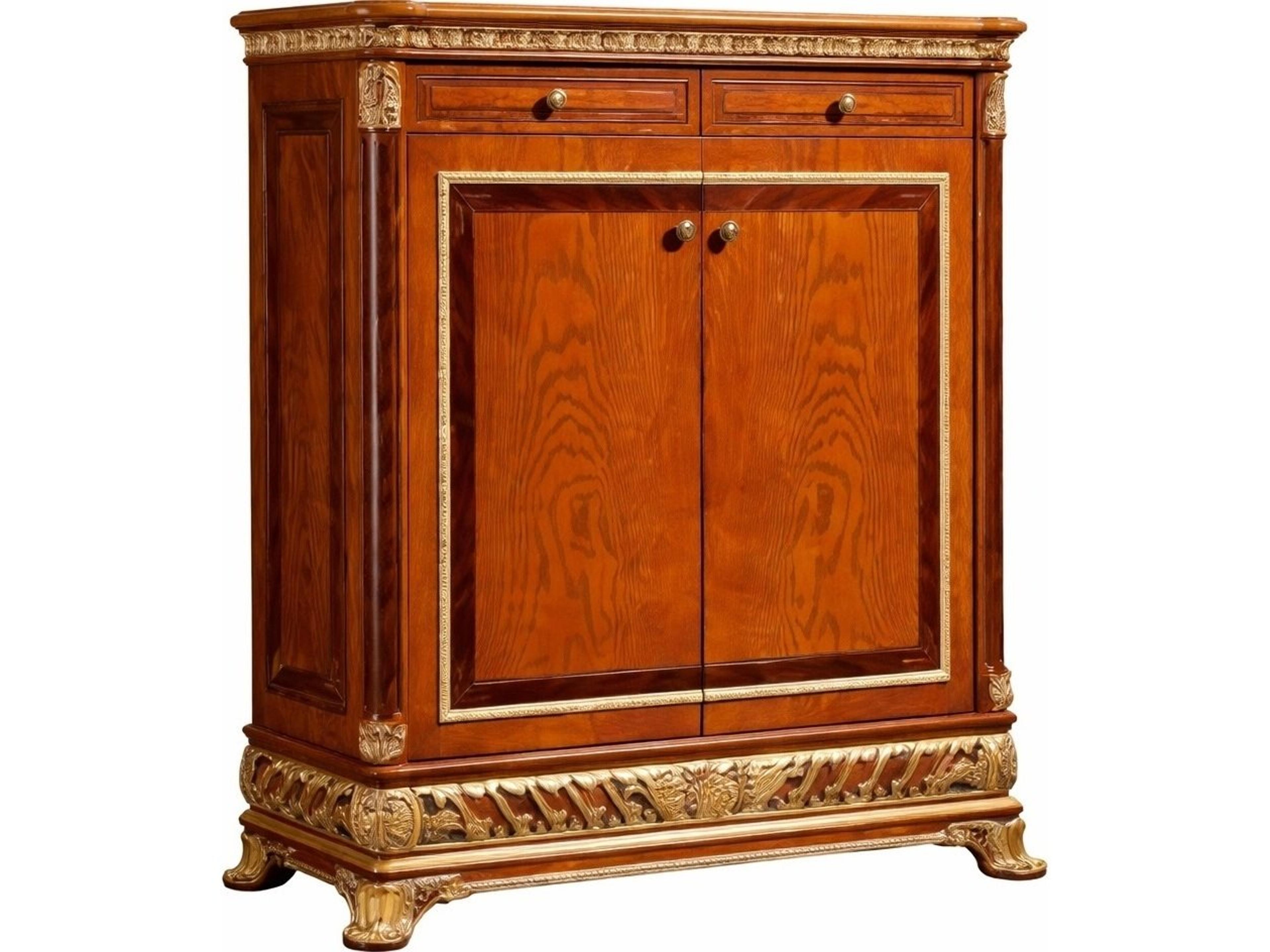 E-62 Bronze Accent Chest