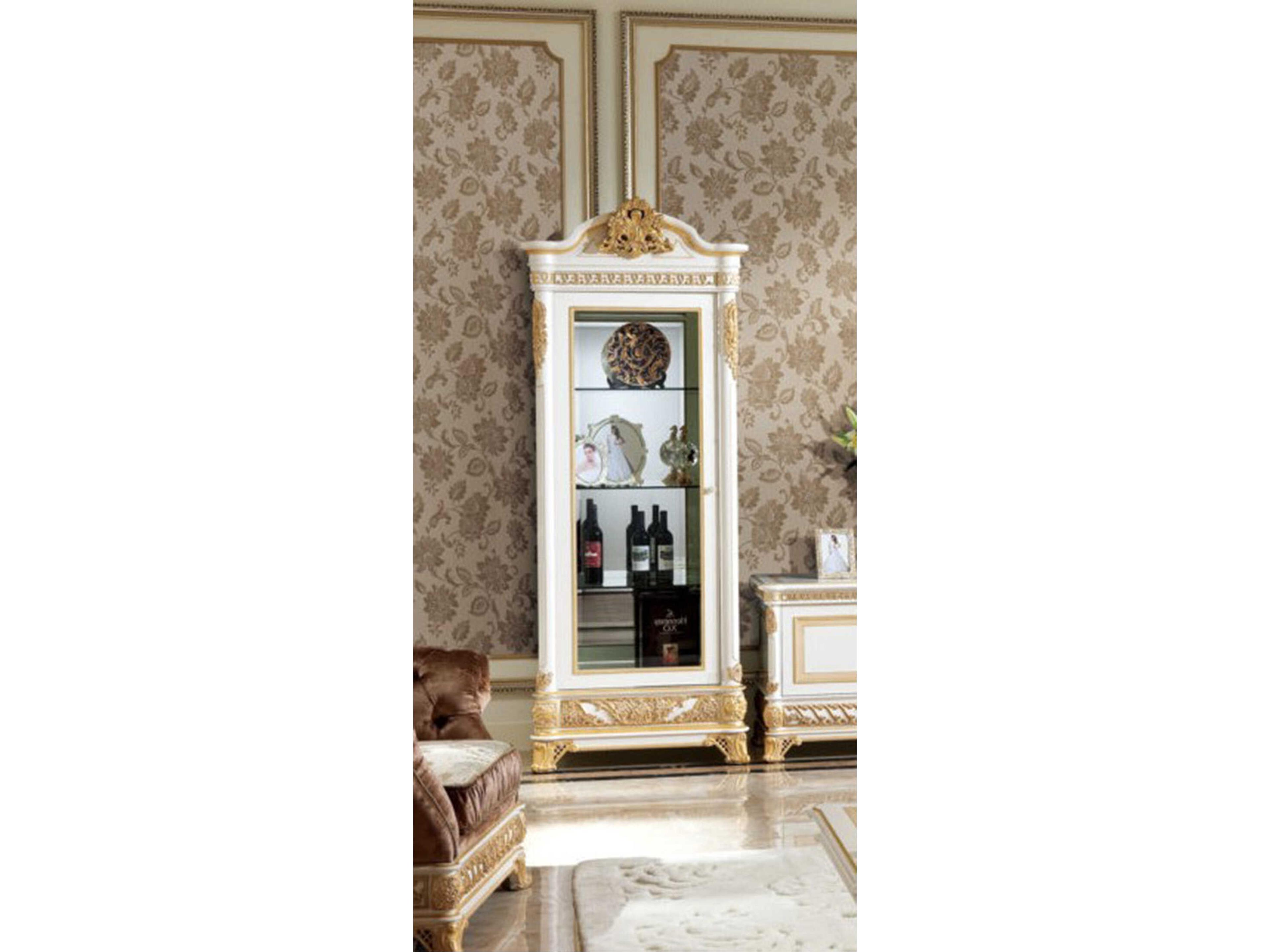 E-62 Display Cabinet