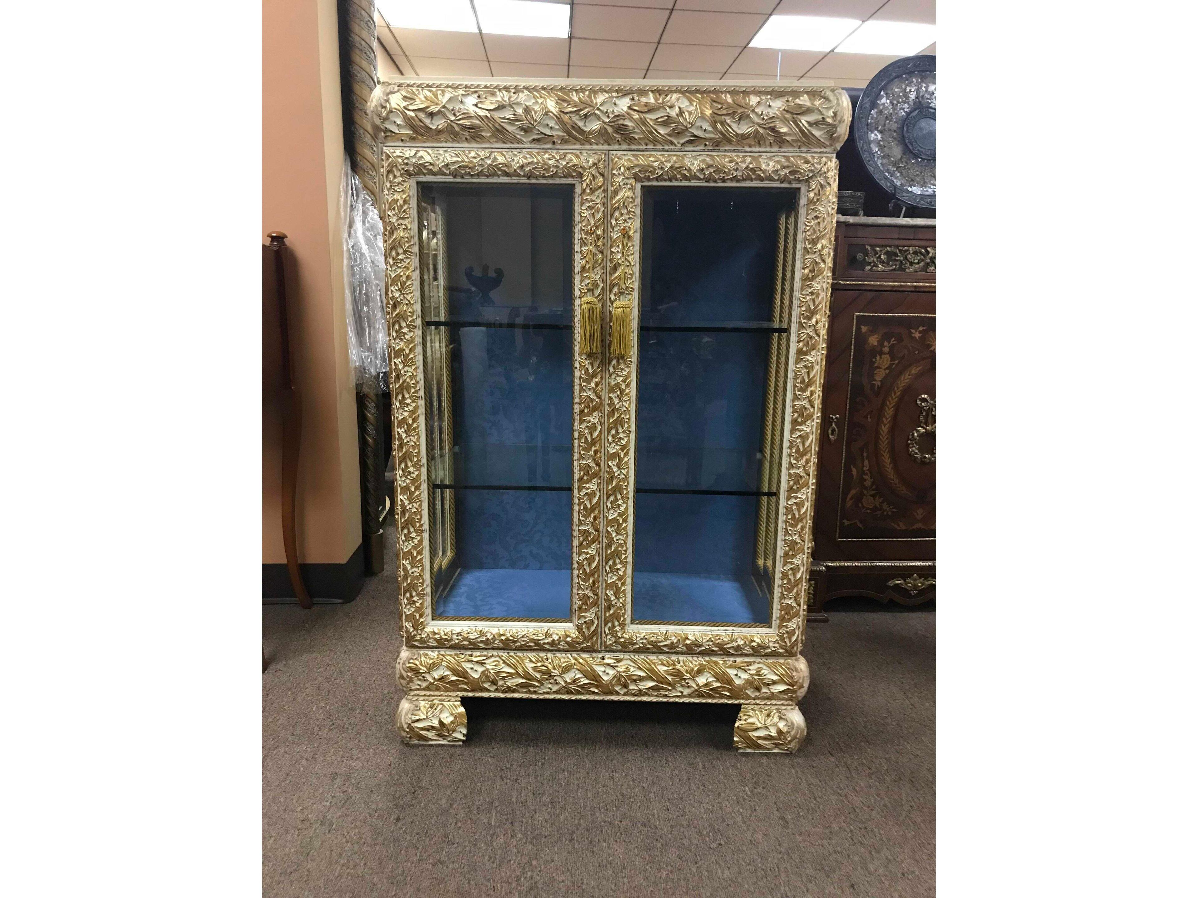 Fin Gold Solid Wood Accent Chest